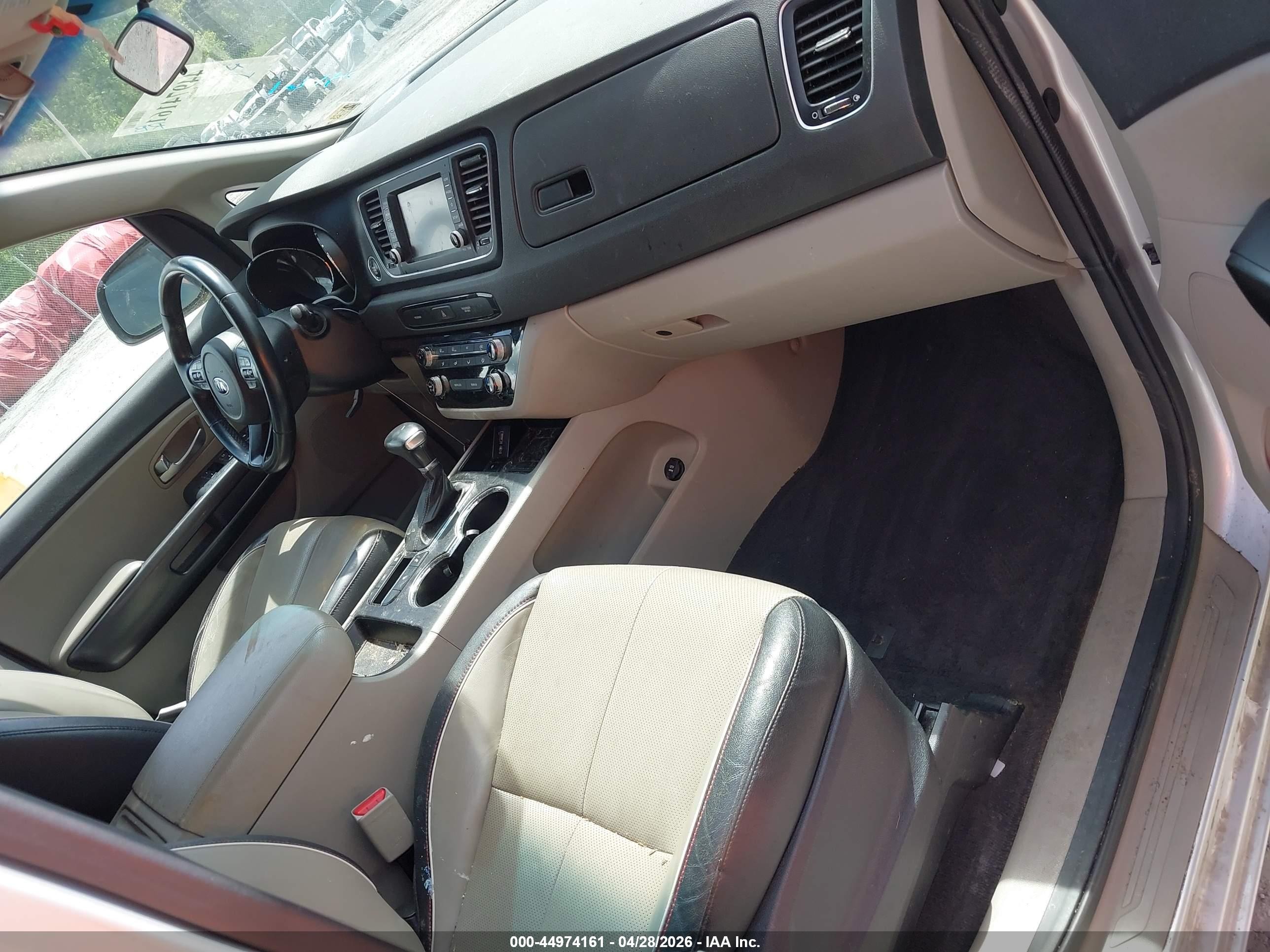 2019 Kia Sedona Ex Серебряный vin: KNDMB5C17K6513744