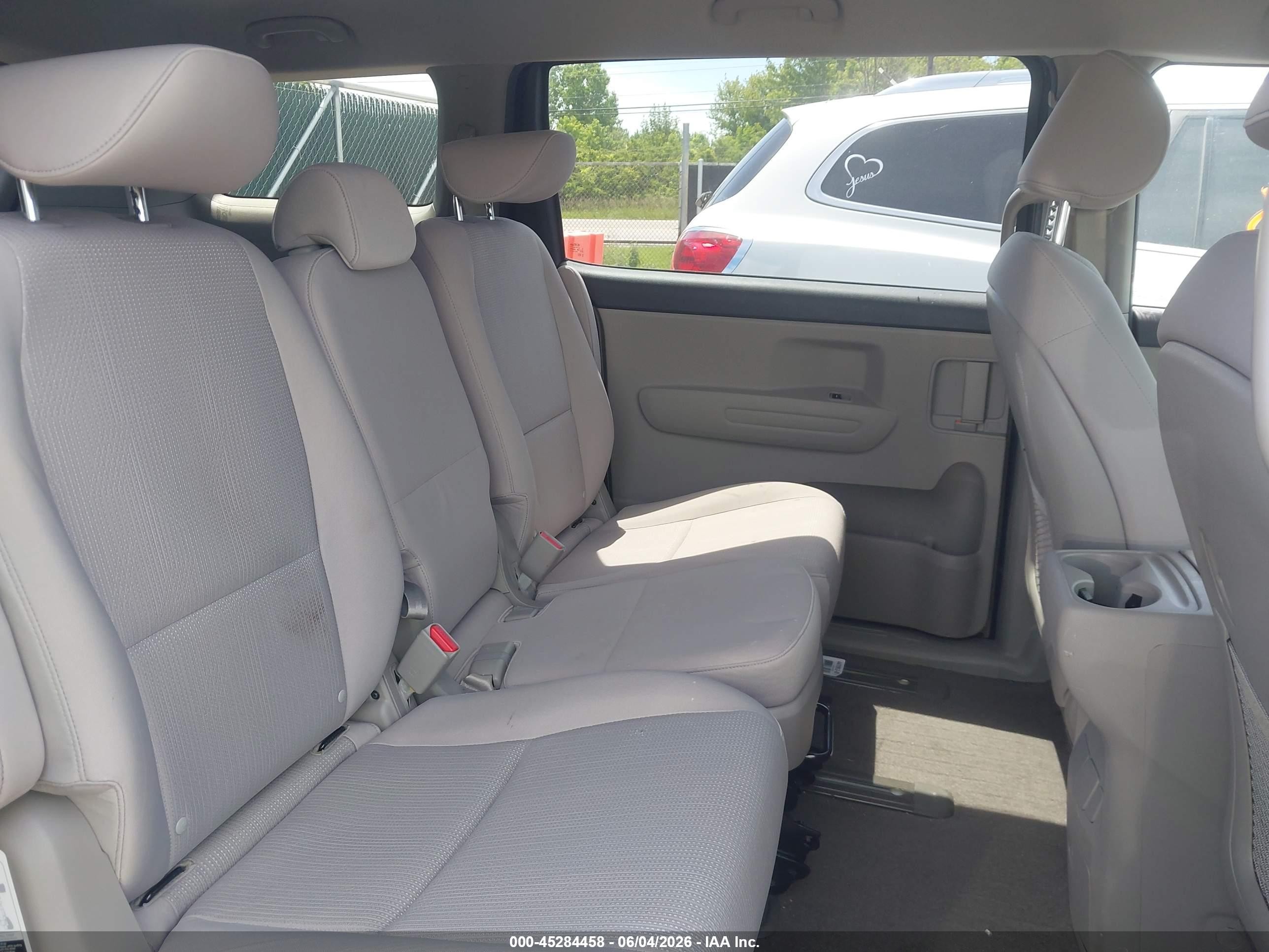 2021 Kia Sedona Lx Gray vin: KNDMB5C17M6662044