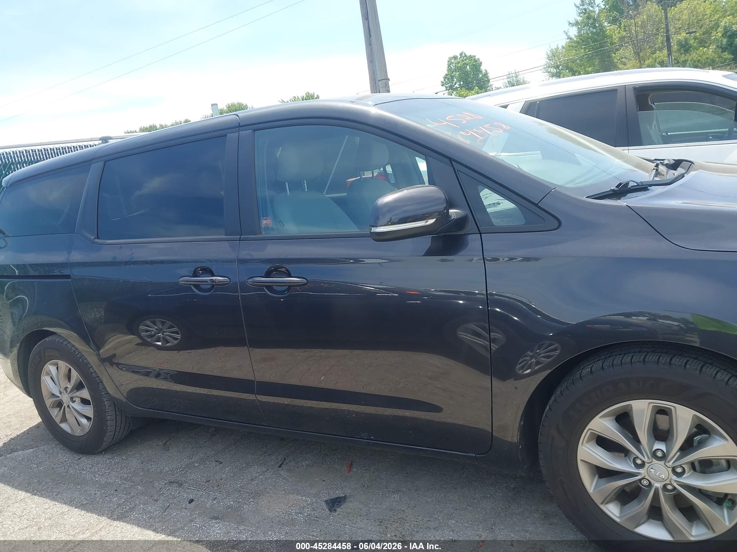 2021 Kia Sedona Lx Gray vin: KNDMB5C17M6662044