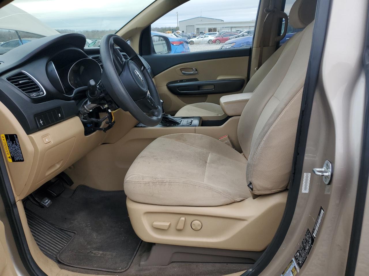 2015 Kia Sedona Lx Коричневый vin: KNDMB5C18F6021312