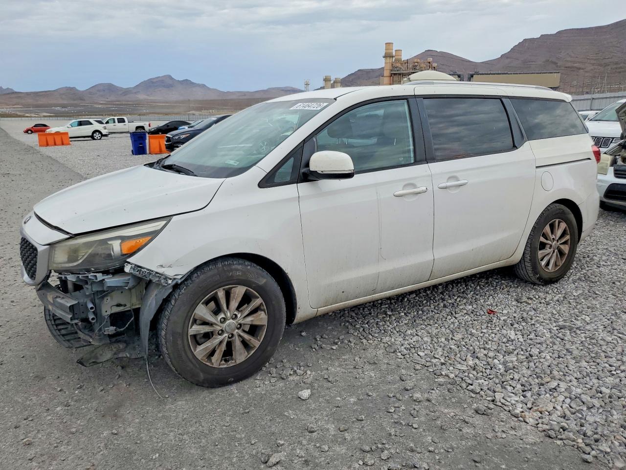 2015 Kia Sedona Lx White vin: KNDMB5C18F6032178