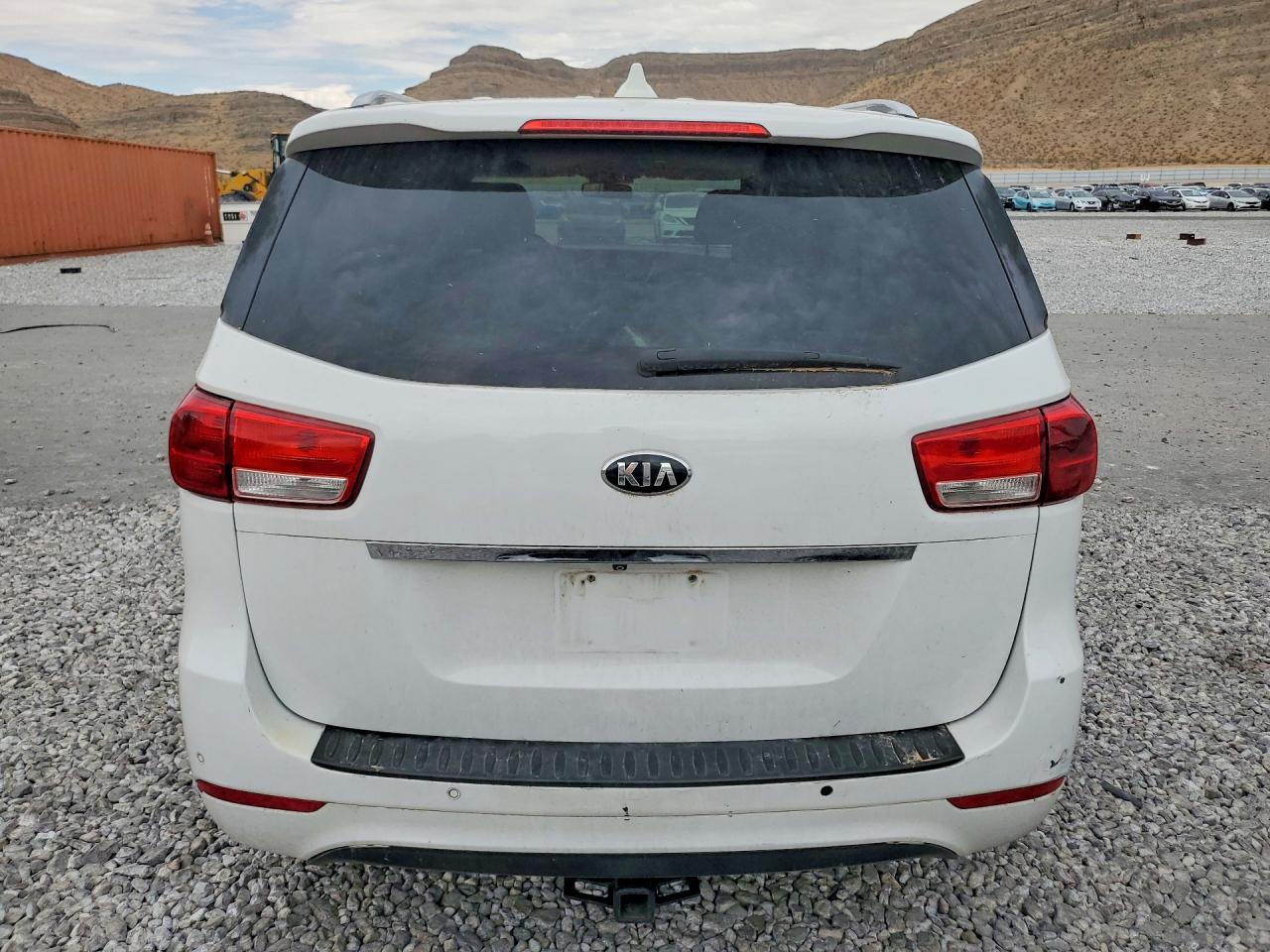 2015 Kia Sedona Lx White vin: KNDMB5C18F6032178