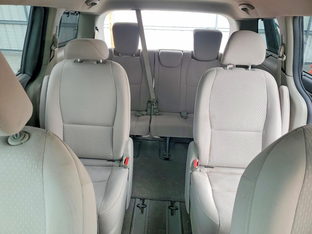 2016 Kia Sedona Lx Blue vin: KNDMB5C18G6093743