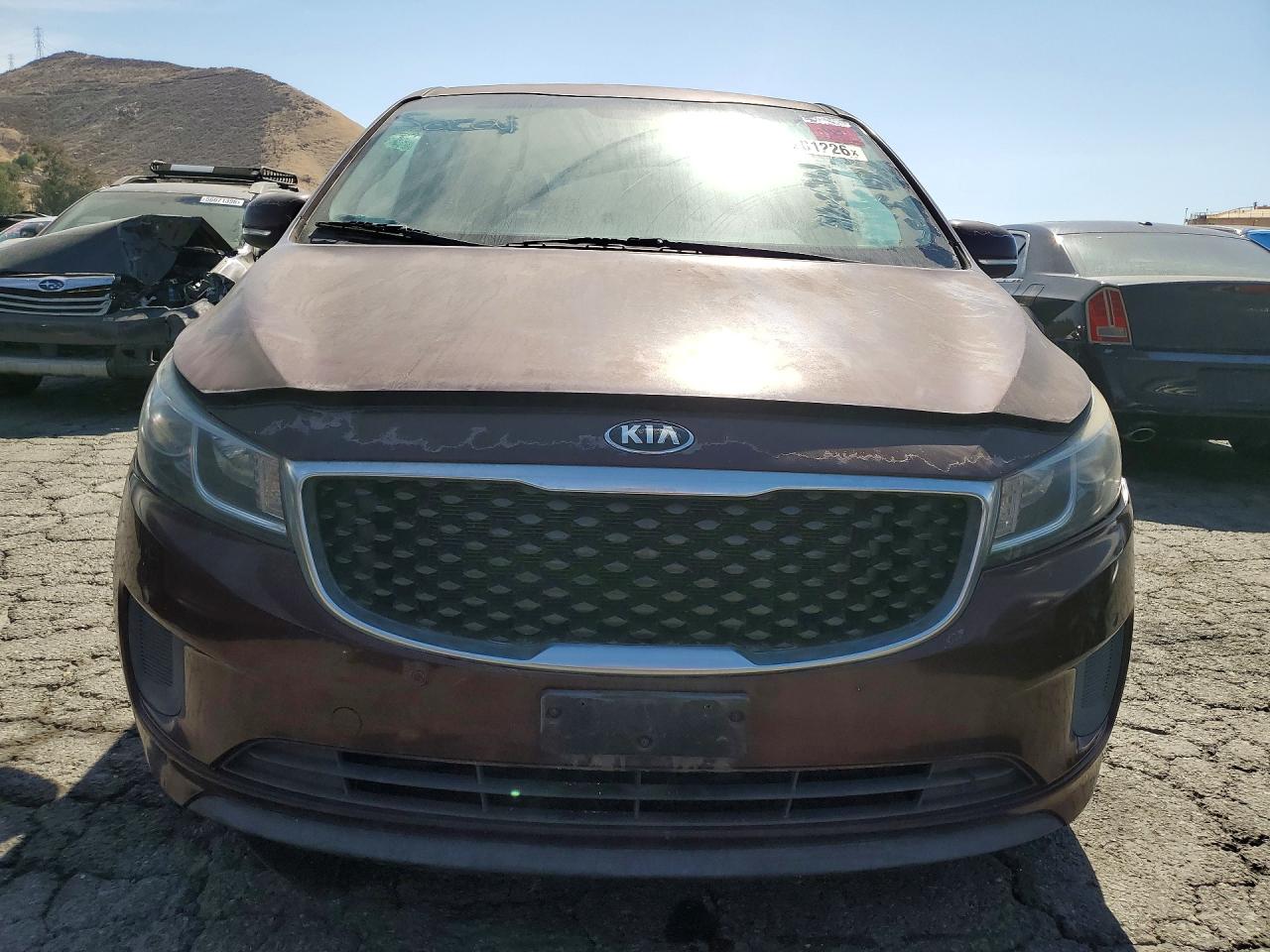 2017 Kia Sedona Lx Burgundy vin: KNDMB5C18H6266288