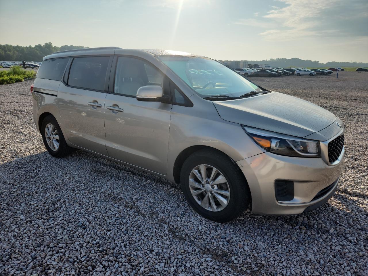 2015 Kia Sedona Lx Gold vin: KNDMB5C19F6043948
