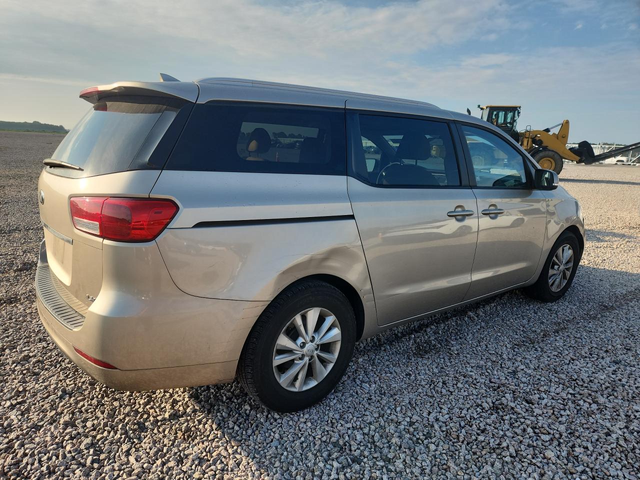 2015 Kia Sedona Lx Gold vin: KNDMB5C19F6043948