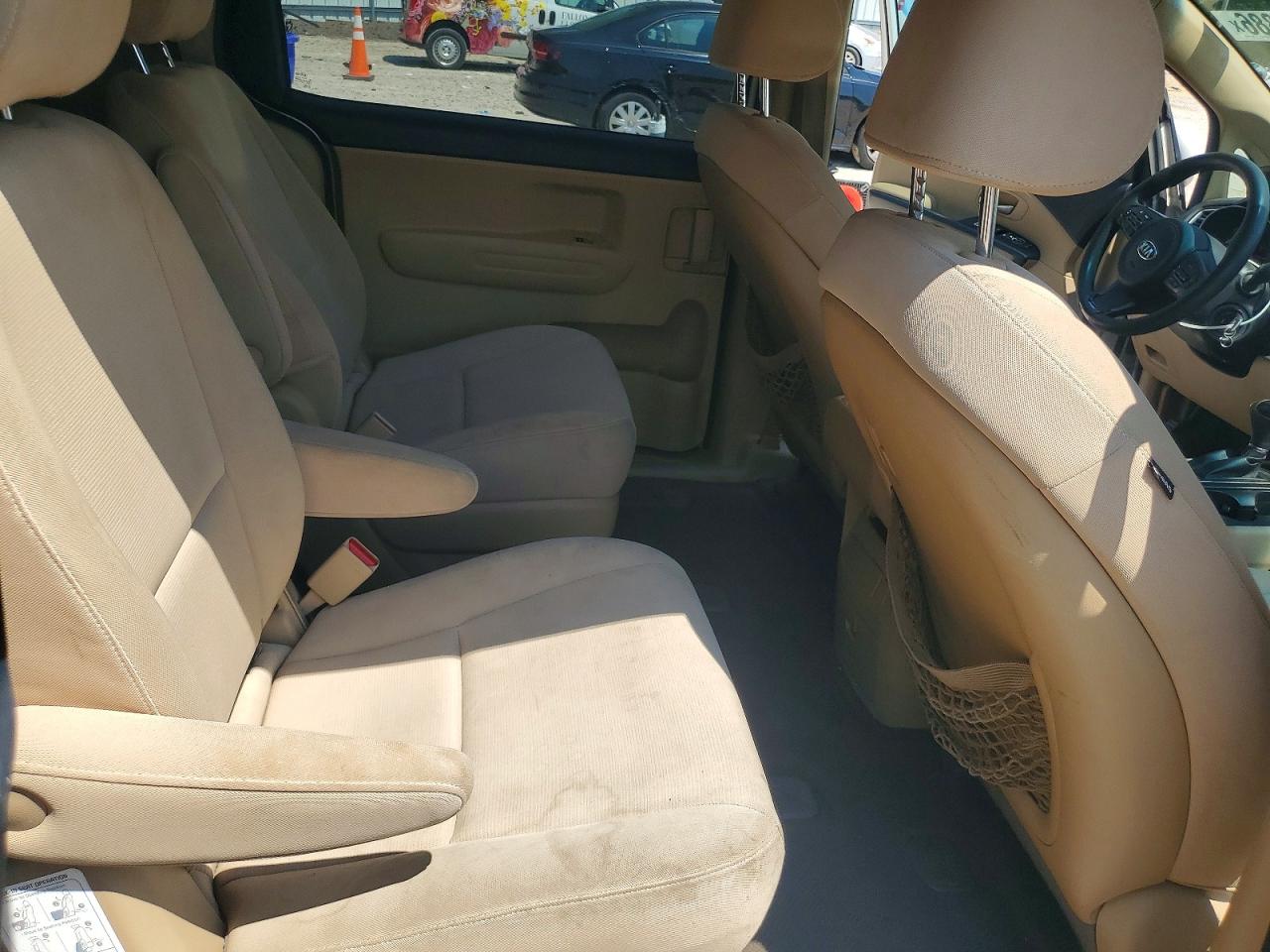 2015 Kia Sedona Lx White vin: KNDMB5C1XF6021456