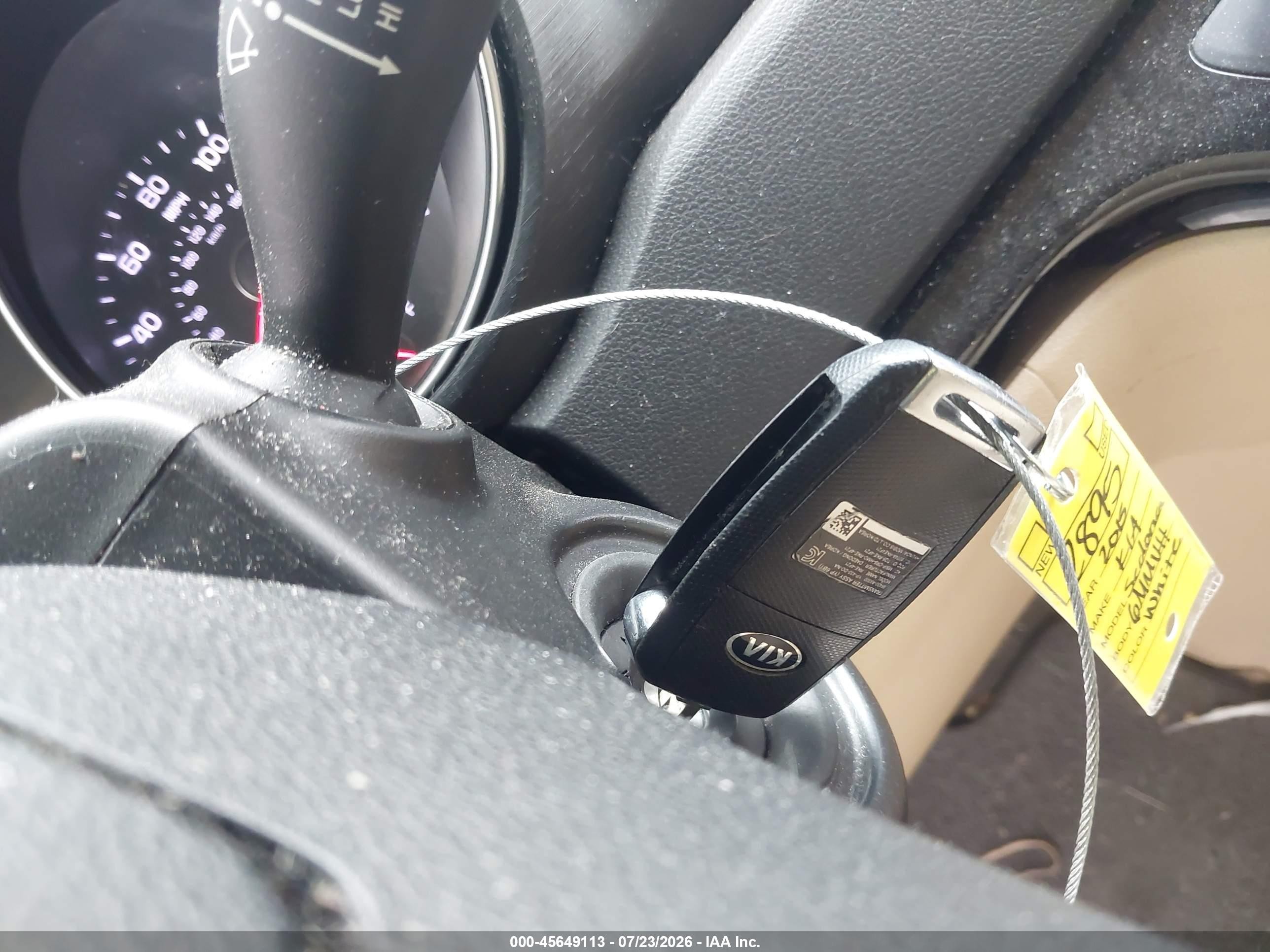 2015 Kia Sedona Lx White vin: KNDMB5C1XF6027855