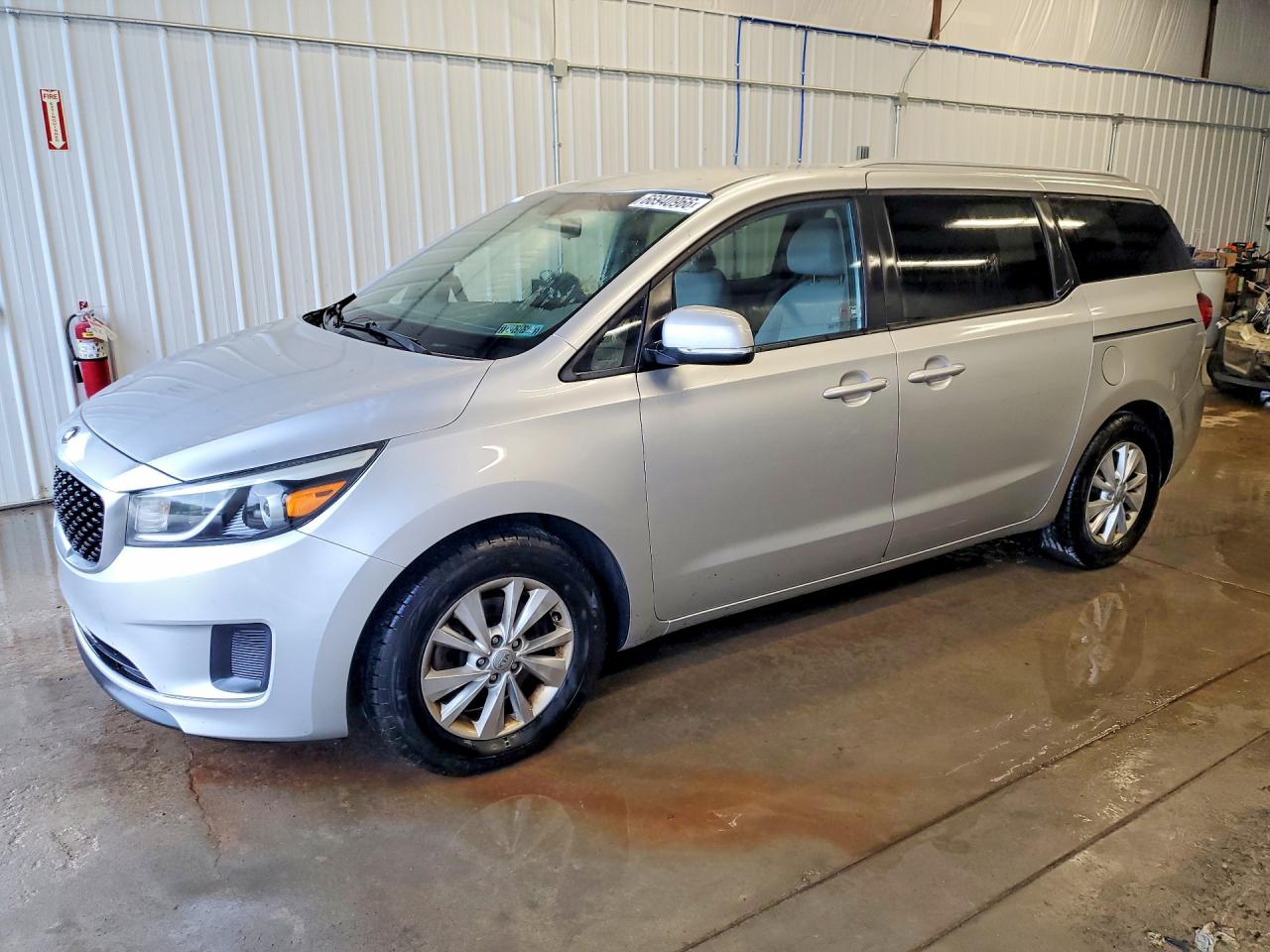 2016 Kia Sedona Lx Silver vin: KNDMB5C1XG6103463