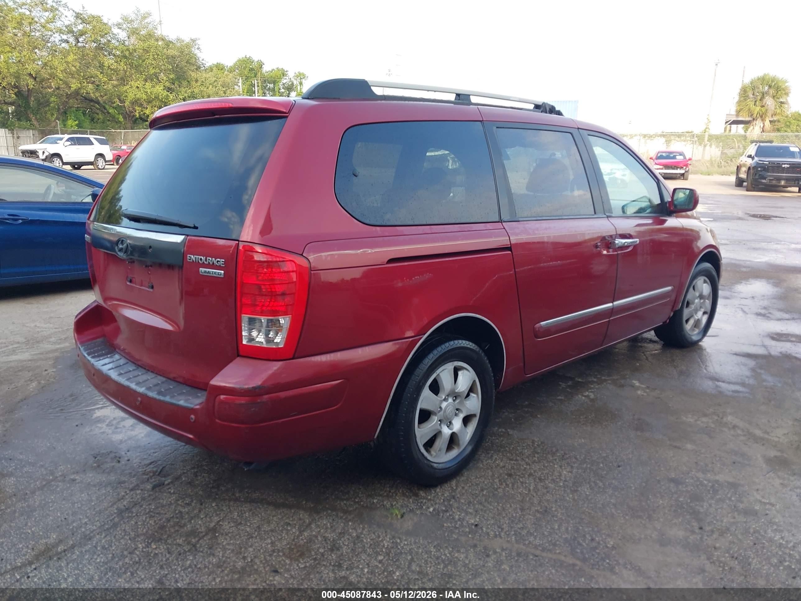 2008 Hyundai Entourage Gls/limited Red vin: KNDMC233086048052