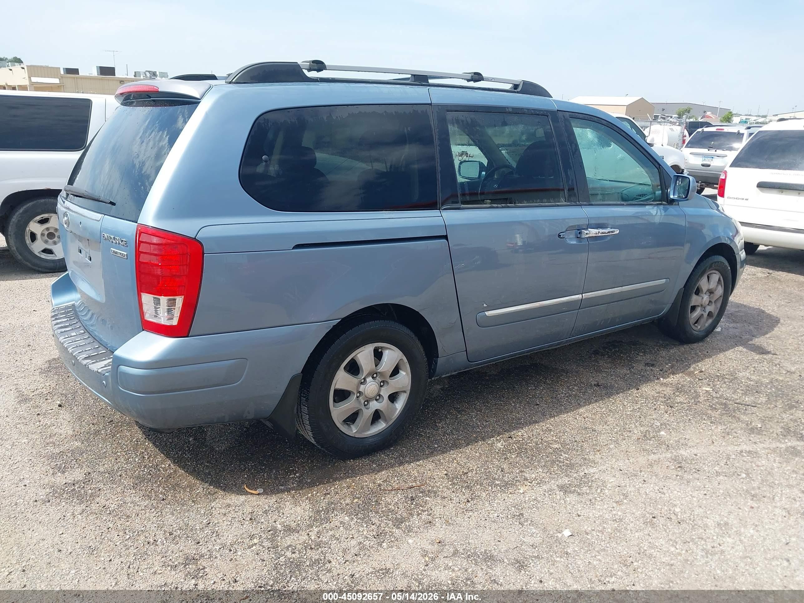 2008 Hyundai Entourage Gls/limited Light Blue vin: KNDMC233186056693
