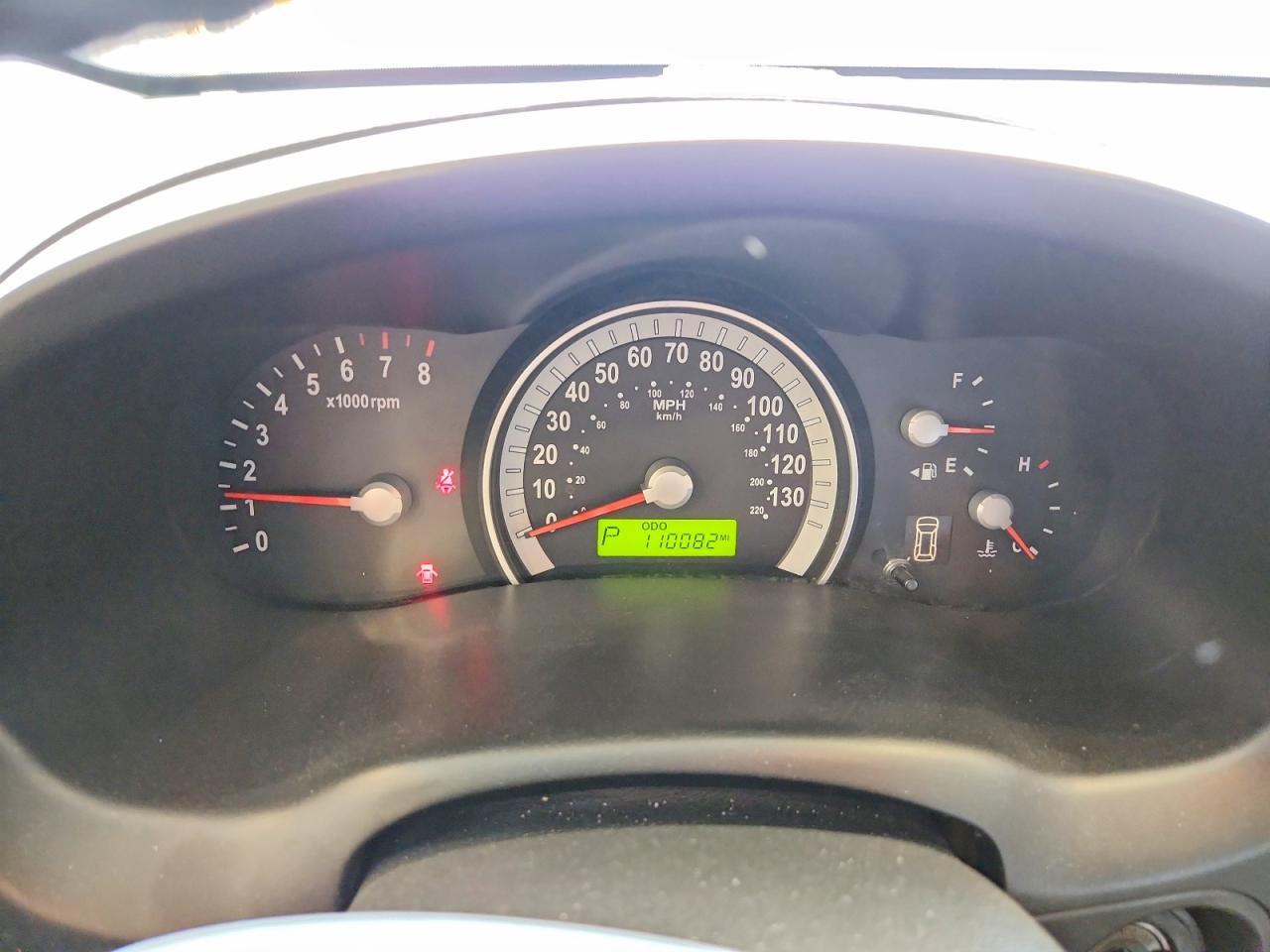 2007 Hyundai Entorouge Silver vin: KNDMC233376020325