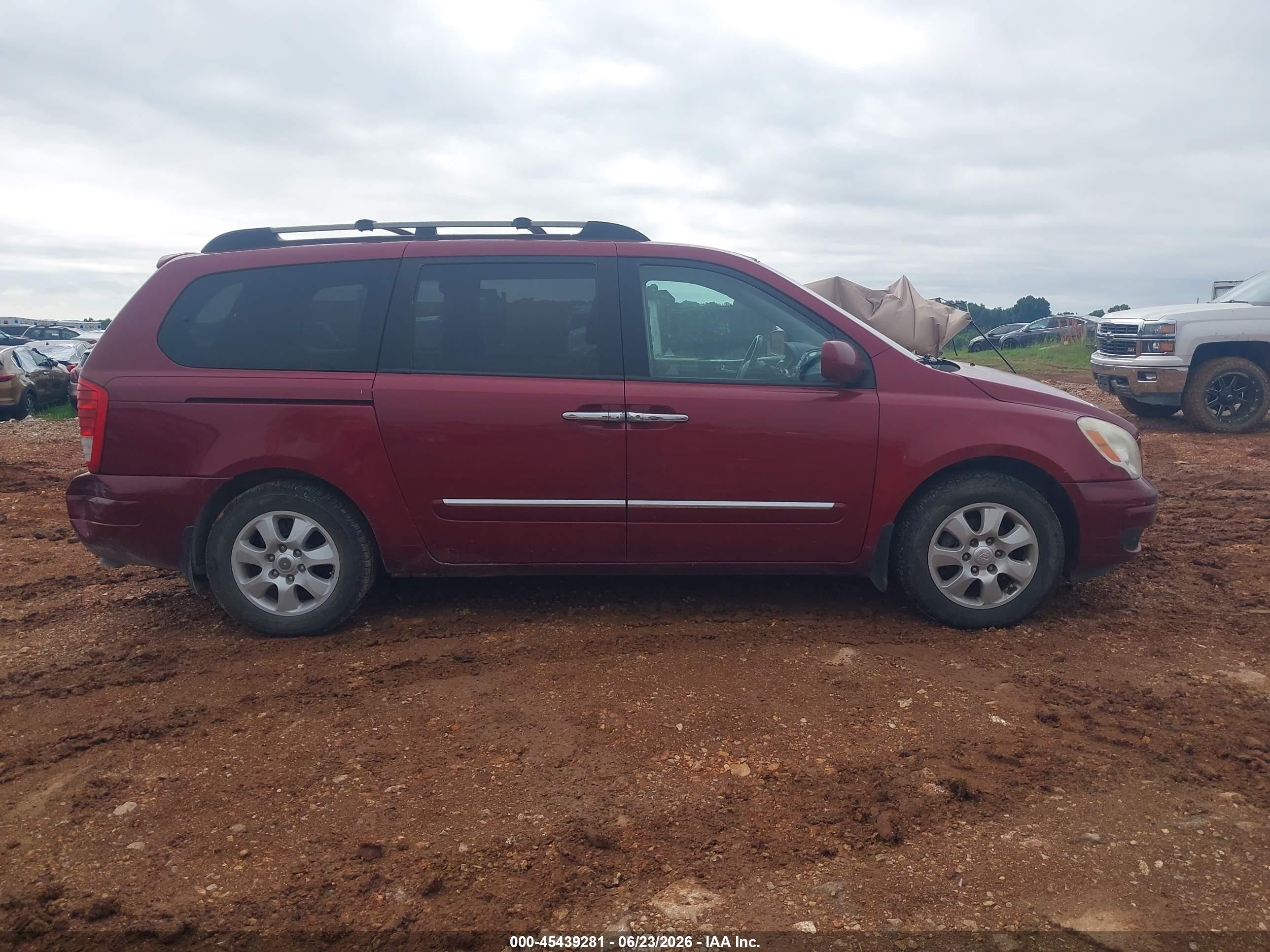 2008 Hyundai Entourage Gls/limited Красный vin: KNDMC233486048538