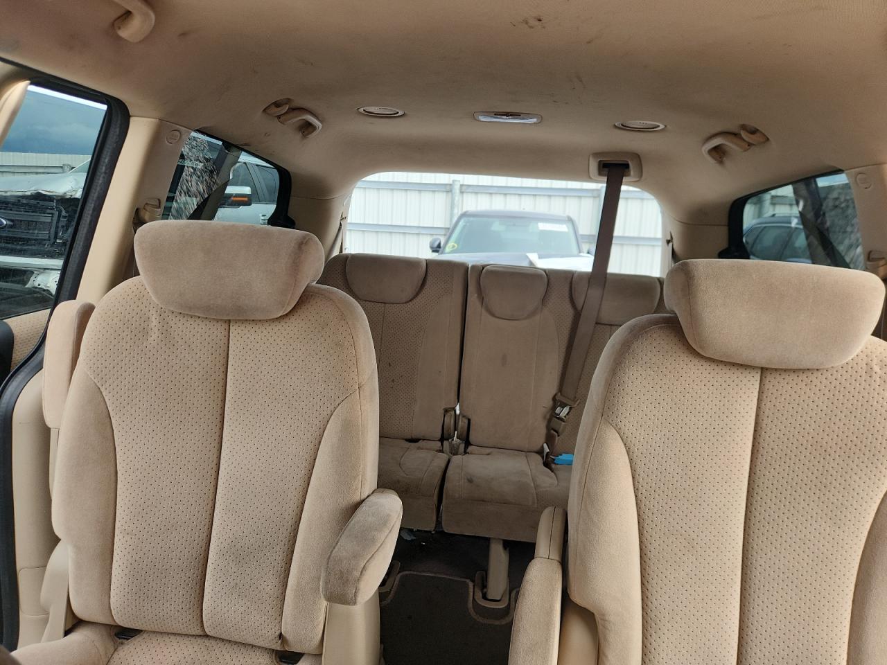 2008 Hyundai Entourage Gls Золотой vin: KNDMC233486056350