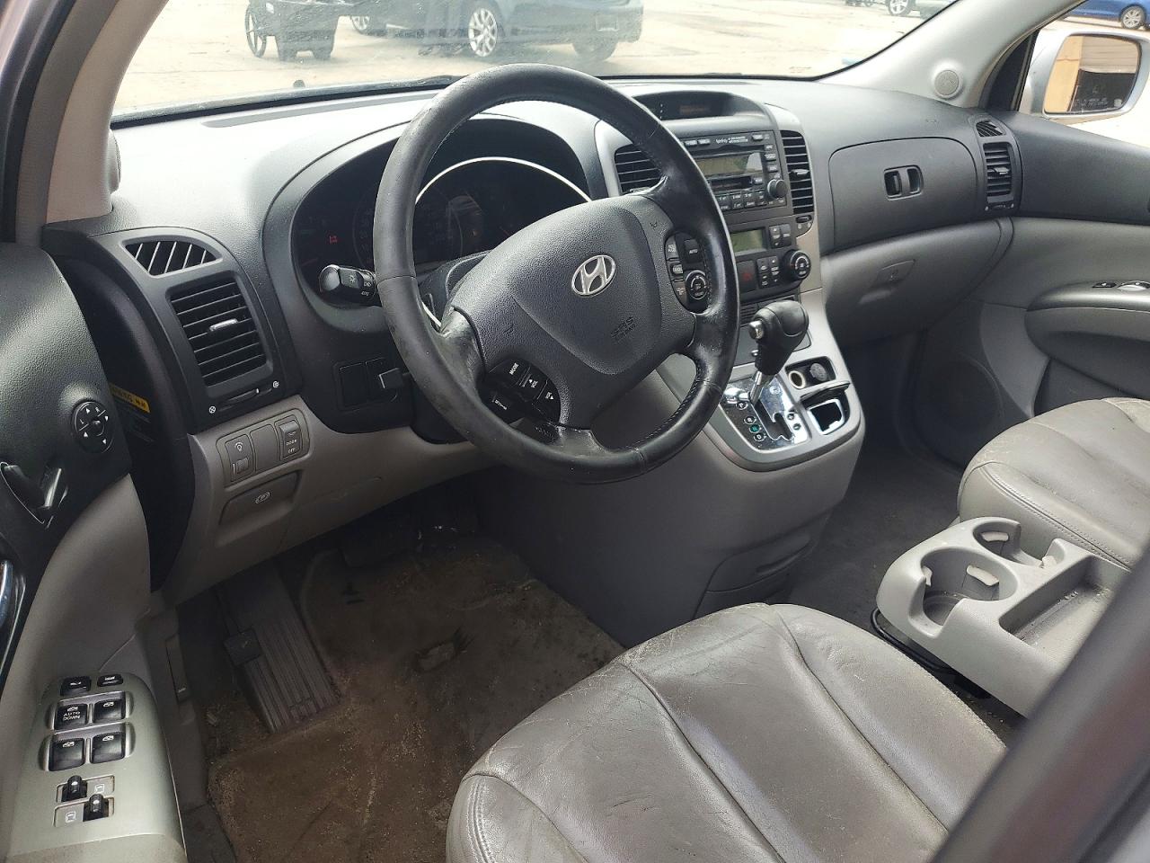 2007 Hyundai Entourage Gls Silver vin: KNDMC233576021427