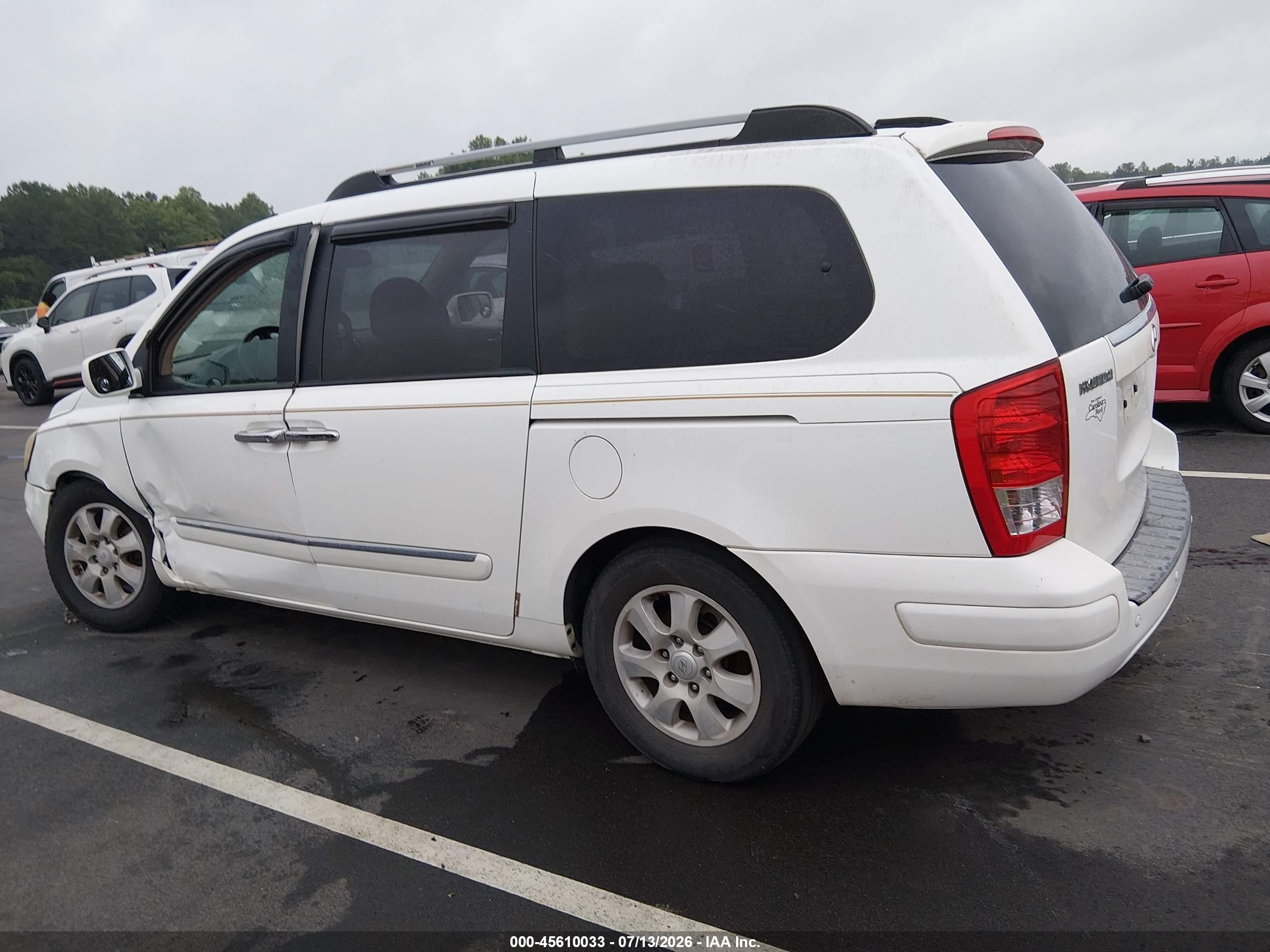 2007 Hyundai Entourage Gls/limited/se White vin: KNDMC233576033027