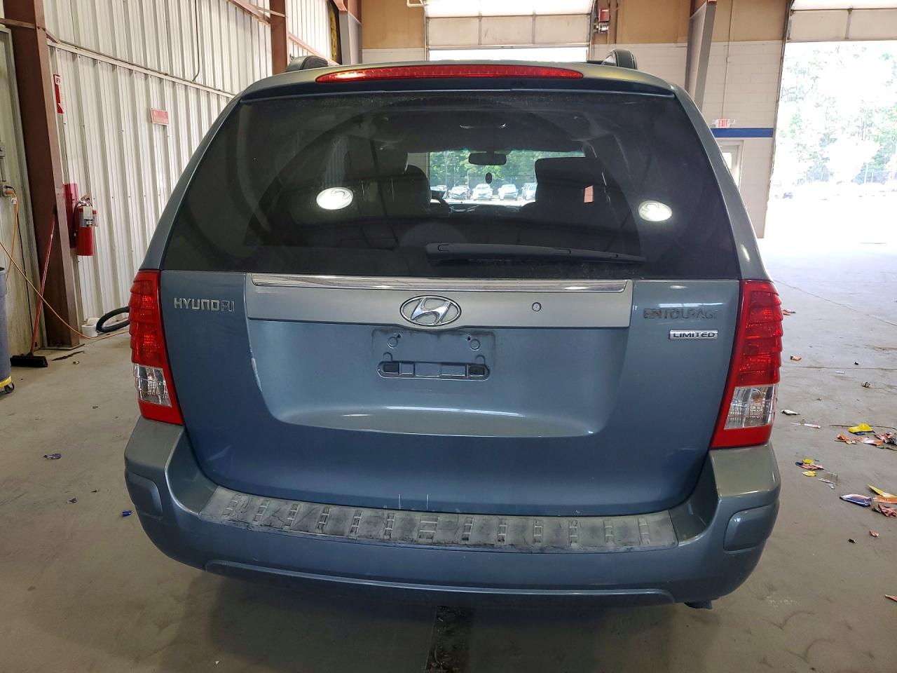 2007 Hyundai Entourage Gls Gray vin: KNDMC233576036784