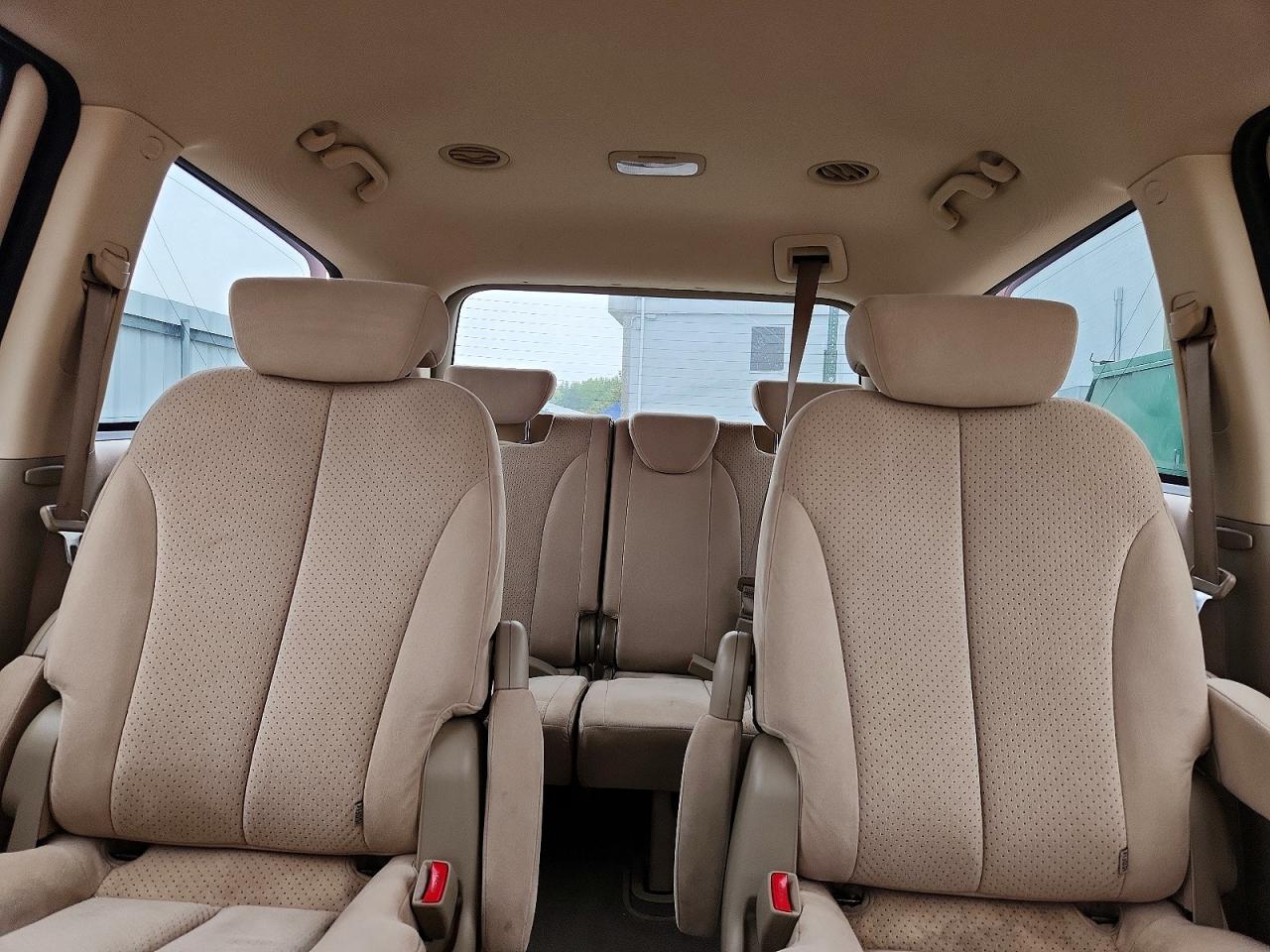 2008 Hyundai Entourage Gls Красный vin: KNDMC233586052940
