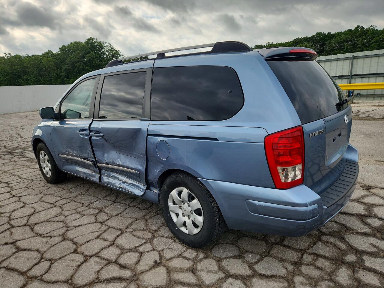 2007 Hyundai Entourage Gls Blue vin: KNDMC233676040925