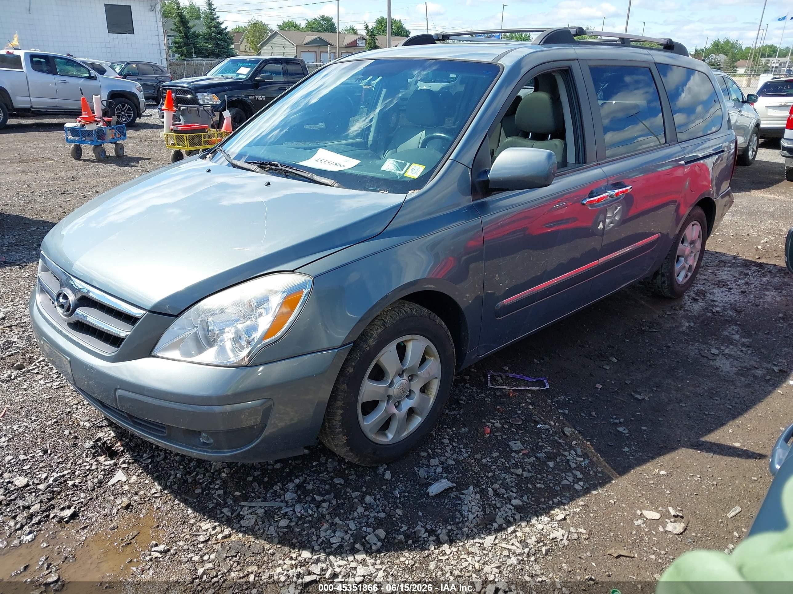 2008 Hyundai Entourage Gls/limited Light Blue vin: KNDMC233686054616