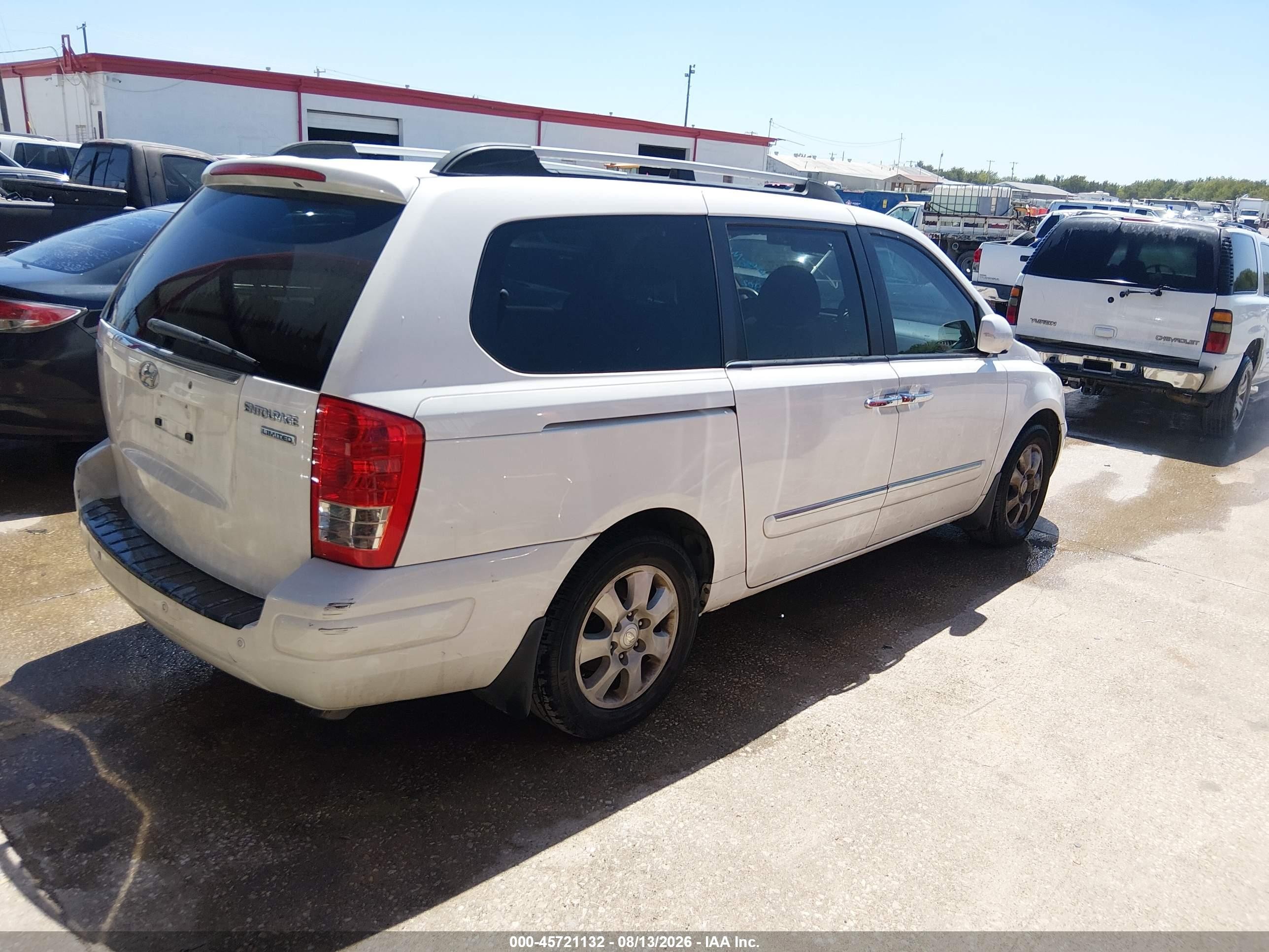 2008 Hyundai Entourage Gls/limited White vin: KNDMC233686056902