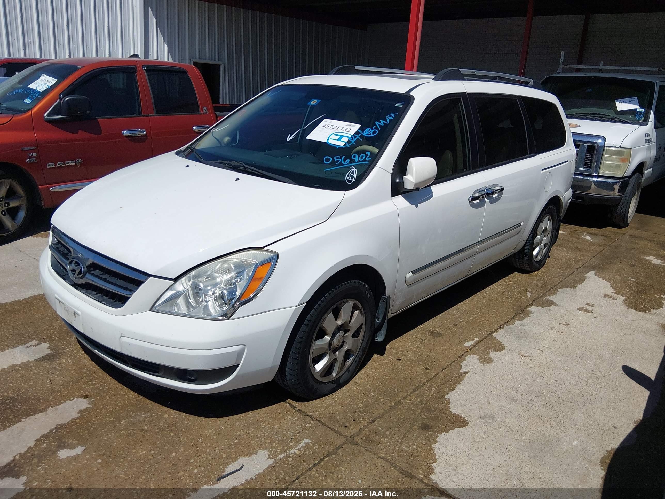 2008 Hyundai Entourage Gls/limited White vin: KNDMC233686056902