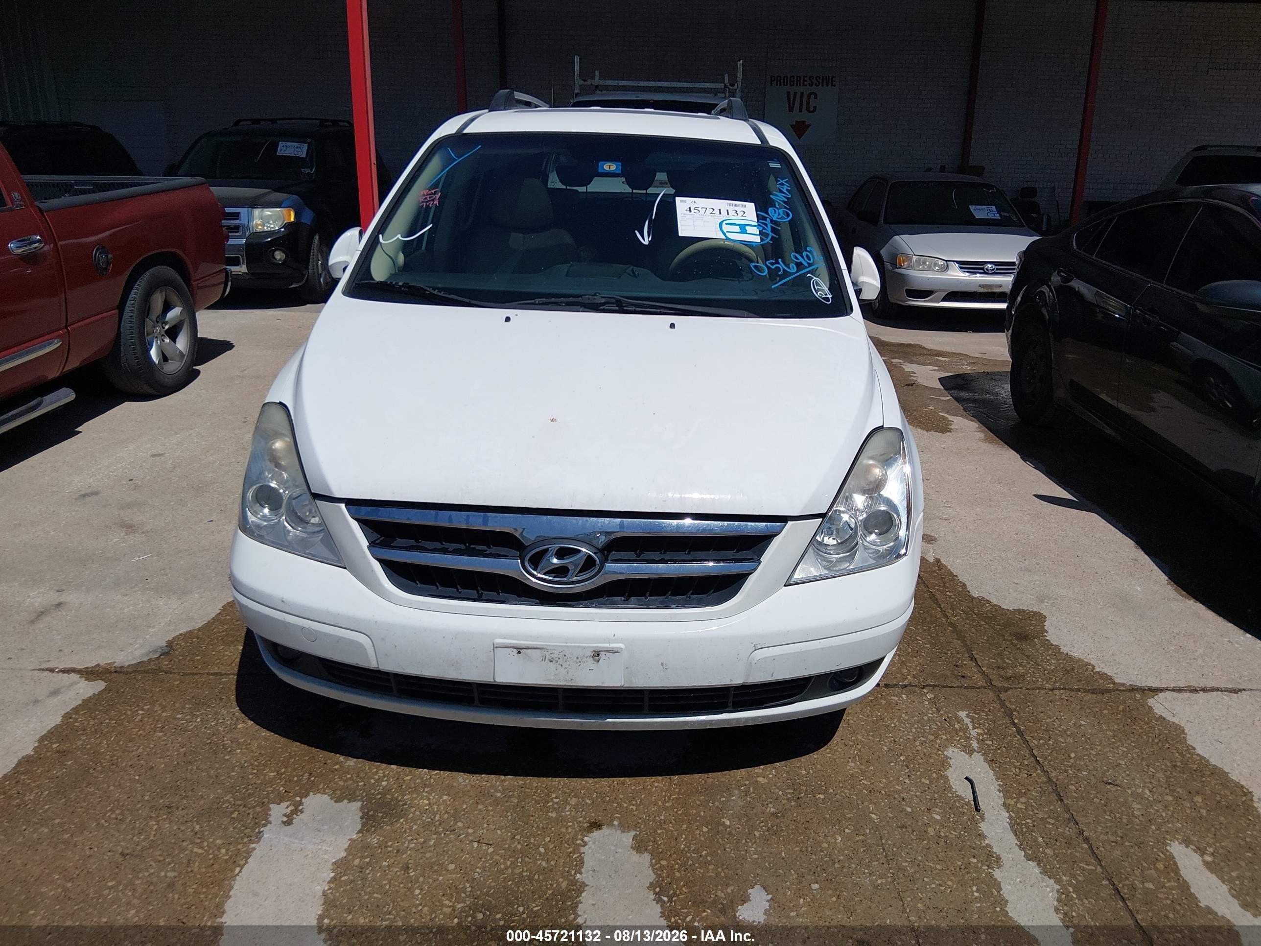 2008 Hyundai Entourage Gls/limited White vin: KNDMC233686056902