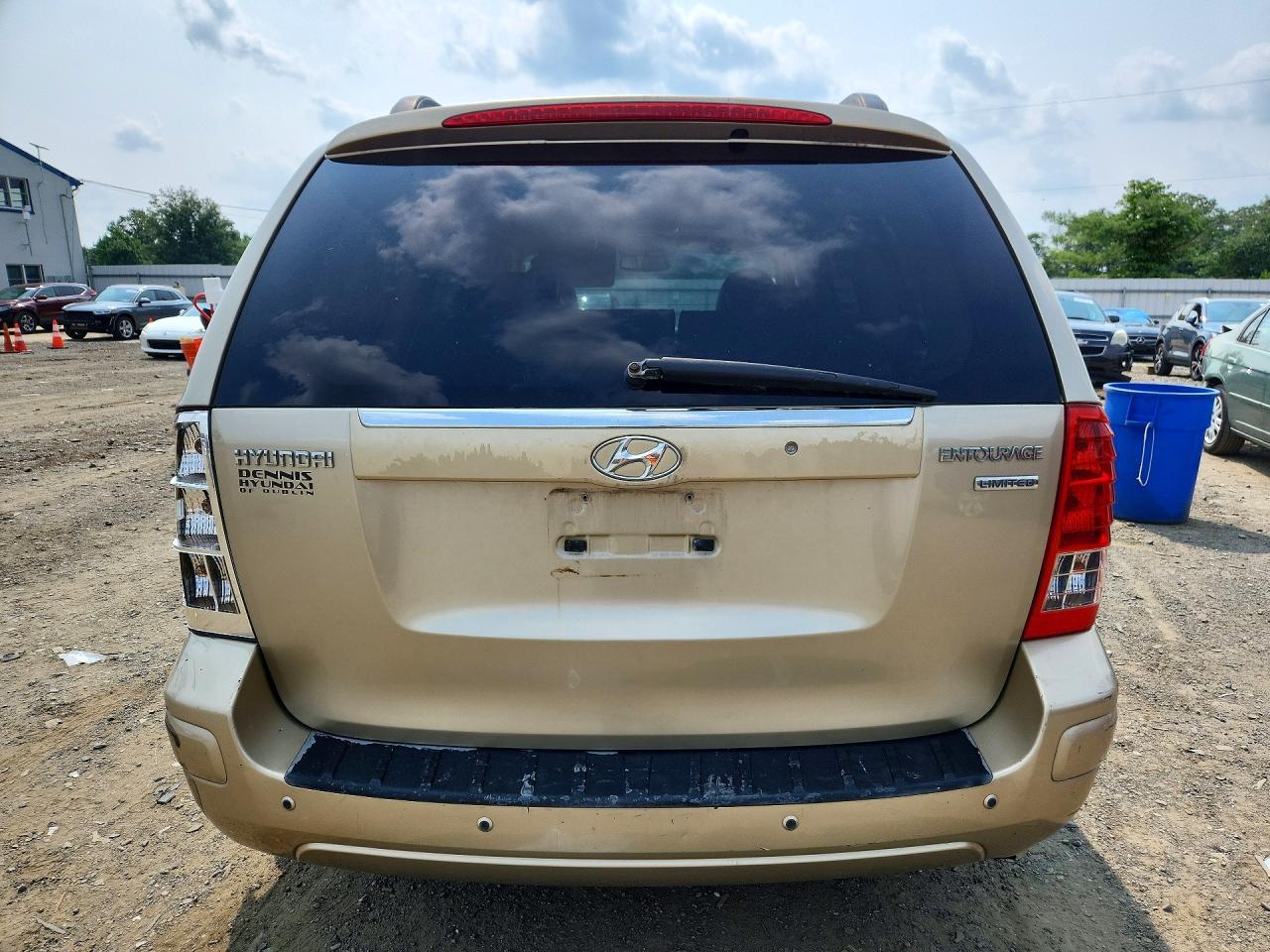 2007 Hyundai Entourage Gls Желто-коричневый vin: KNDMC233876034818