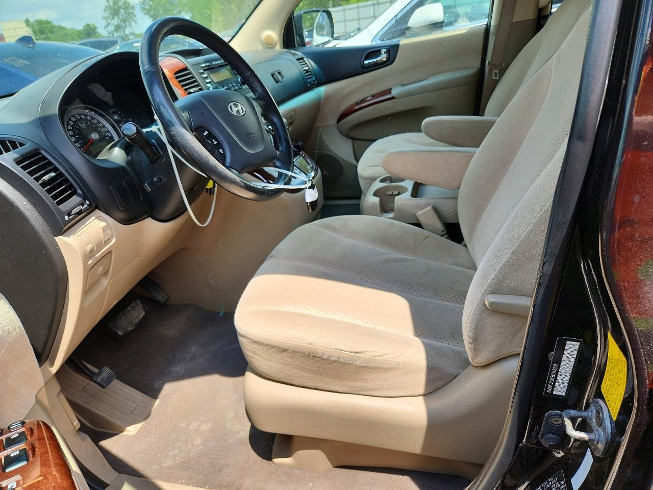 2008 Hyundai Entourage Gls Black vin: KNDMC233886048395