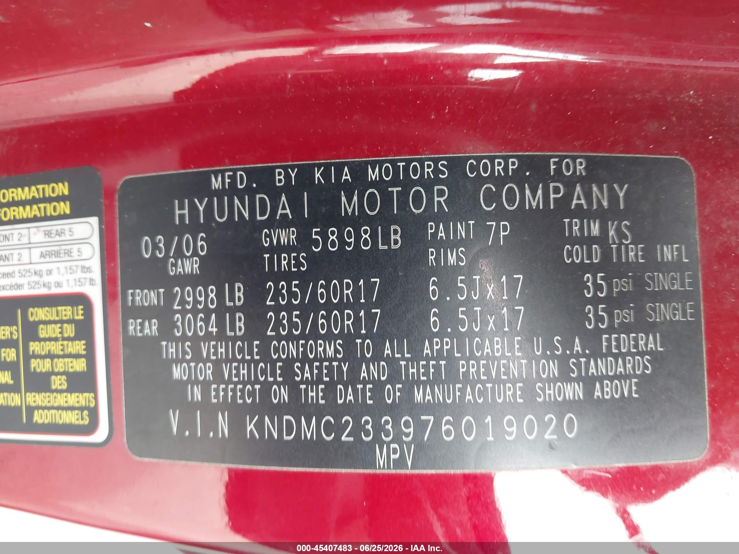 2007 Hyundai Entourage Gls/limited/se Red vin: KNDMC233976019020