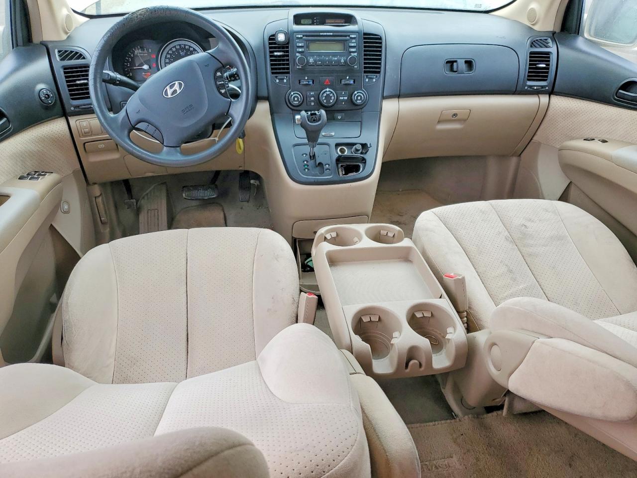 2007 Hyundai Entourage Gls Gold vin: KNDMC233976036206