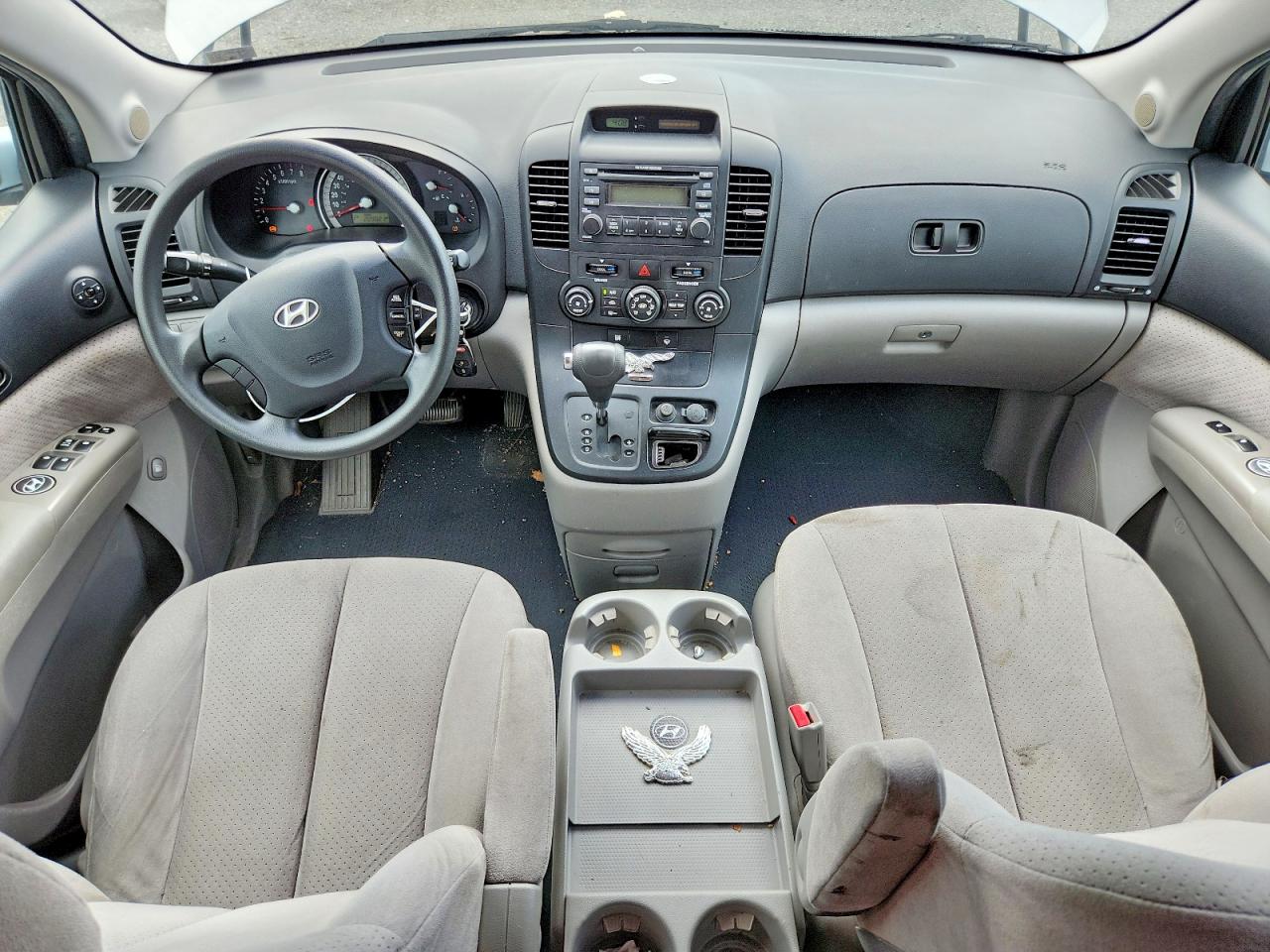 2008 Hyundai Entourage Gls Silver vin: KNDMC233986046557