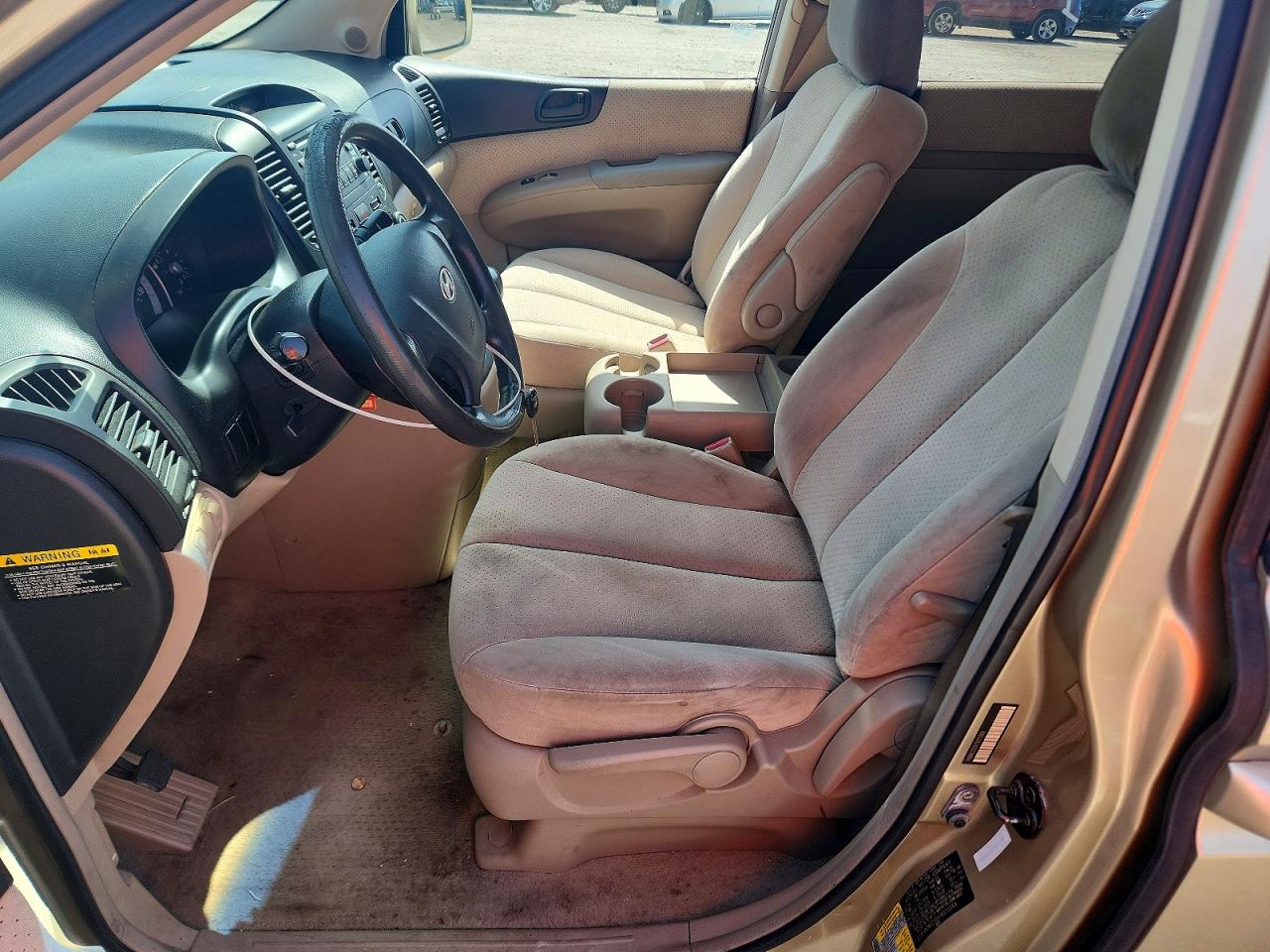 2007 Hyundai Entourage Gls Beige vin: KNDMC233X76011069