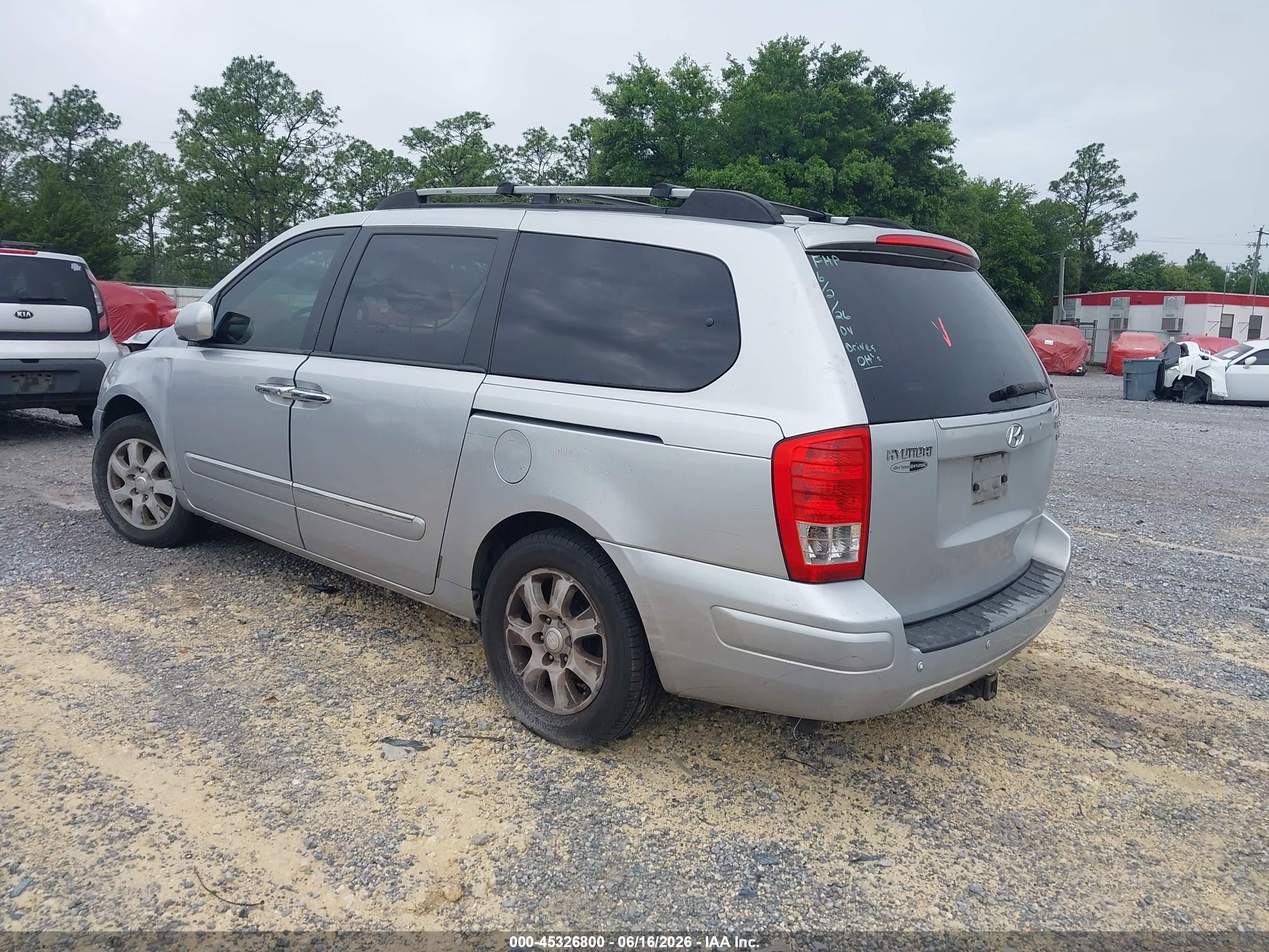 2008 Hyundai Entourage Gls/limited Silver vin: KNDMC233X86045014