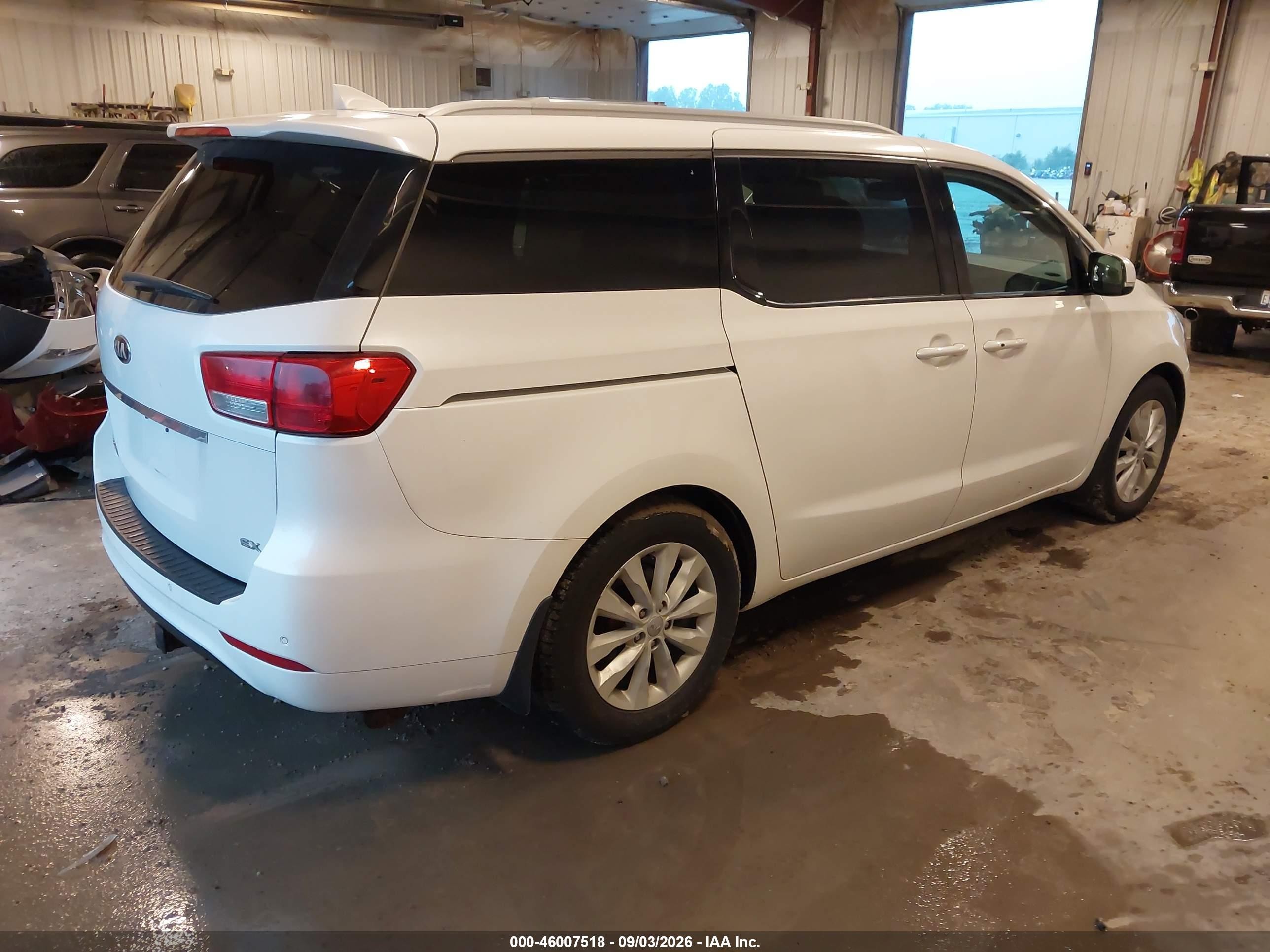 2015 Kia Sedona Ex White vin: KNDMC5C10F6035511