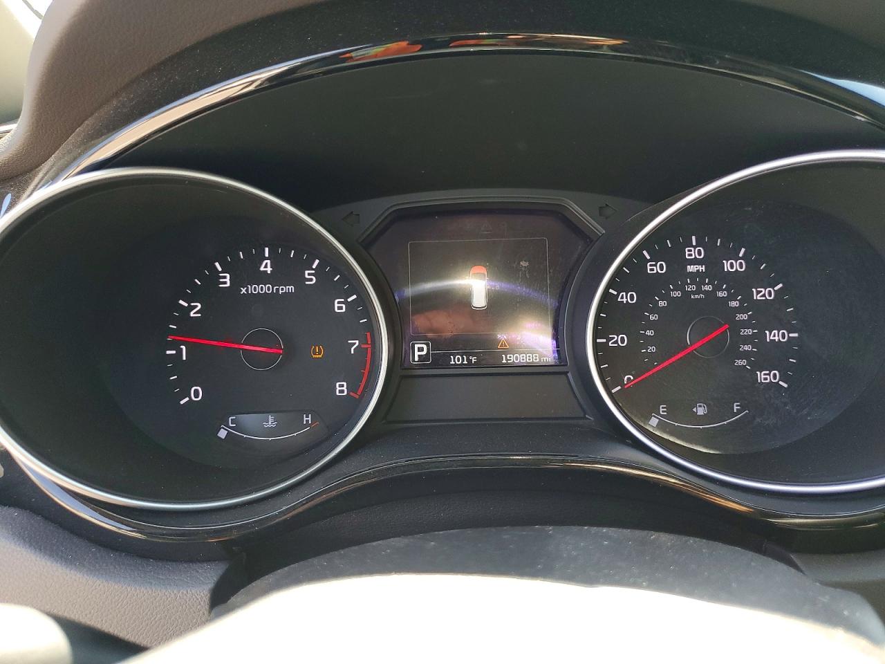 2015 Kia Sedona Ex Белый vin: KNDMC5C10F6045133