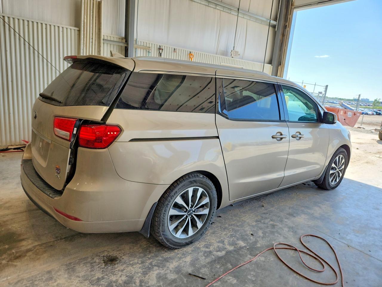 2015 Kia Sedona Sx Tan vin: KNDMC5C11F6020547