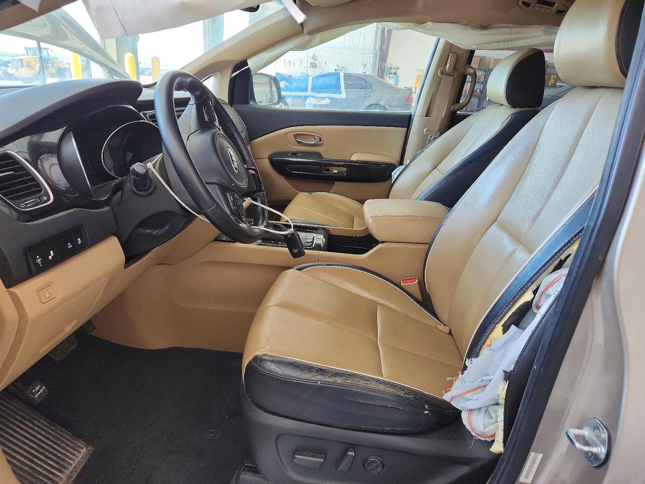 2015 Kia Sedona Sx Tan vin: KNDMC5C11F6020547