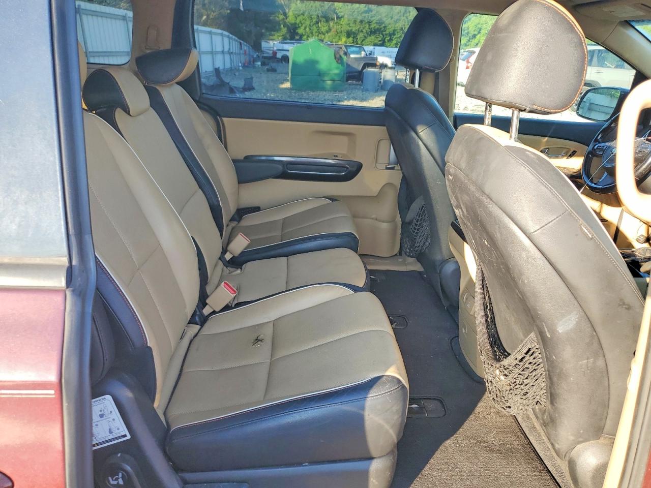 2015 Kia Sedona Sx Burgundy vin: KNDMC5C12F6019472