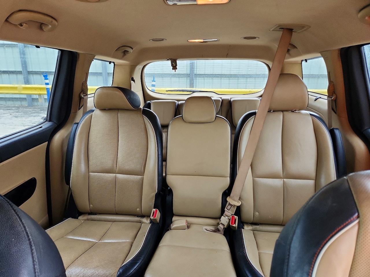 2015 Kia Sedona Sx Бежевый vin: KNDMC5C12F6038474