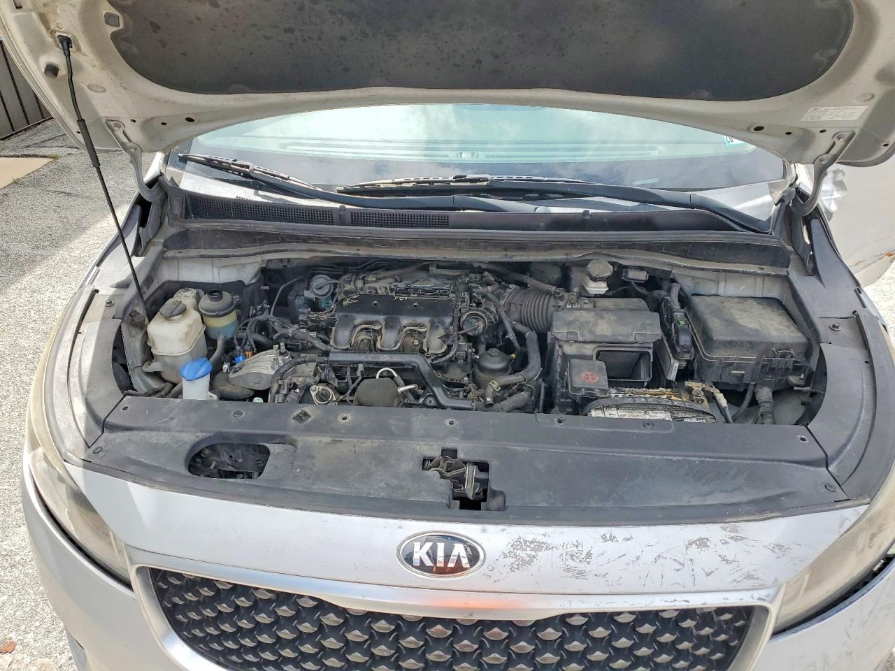 2015 Kia Sedona Ex Серебряный vin: KNDMC5C13F6022719