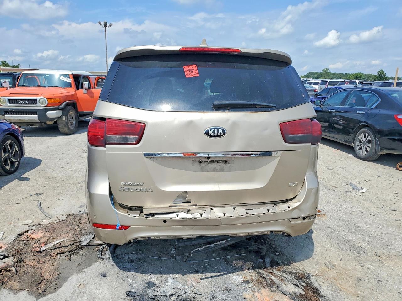 2015 Kia Sedona Sx Tan vin: KNDMC5C15F6020552