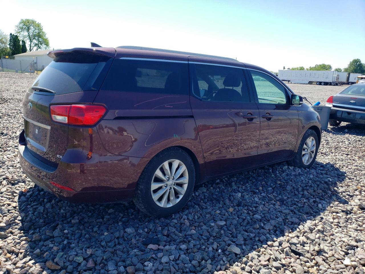 2015 Kia Sedona Ex Burgundy vin: KNDMC5C15F6045127