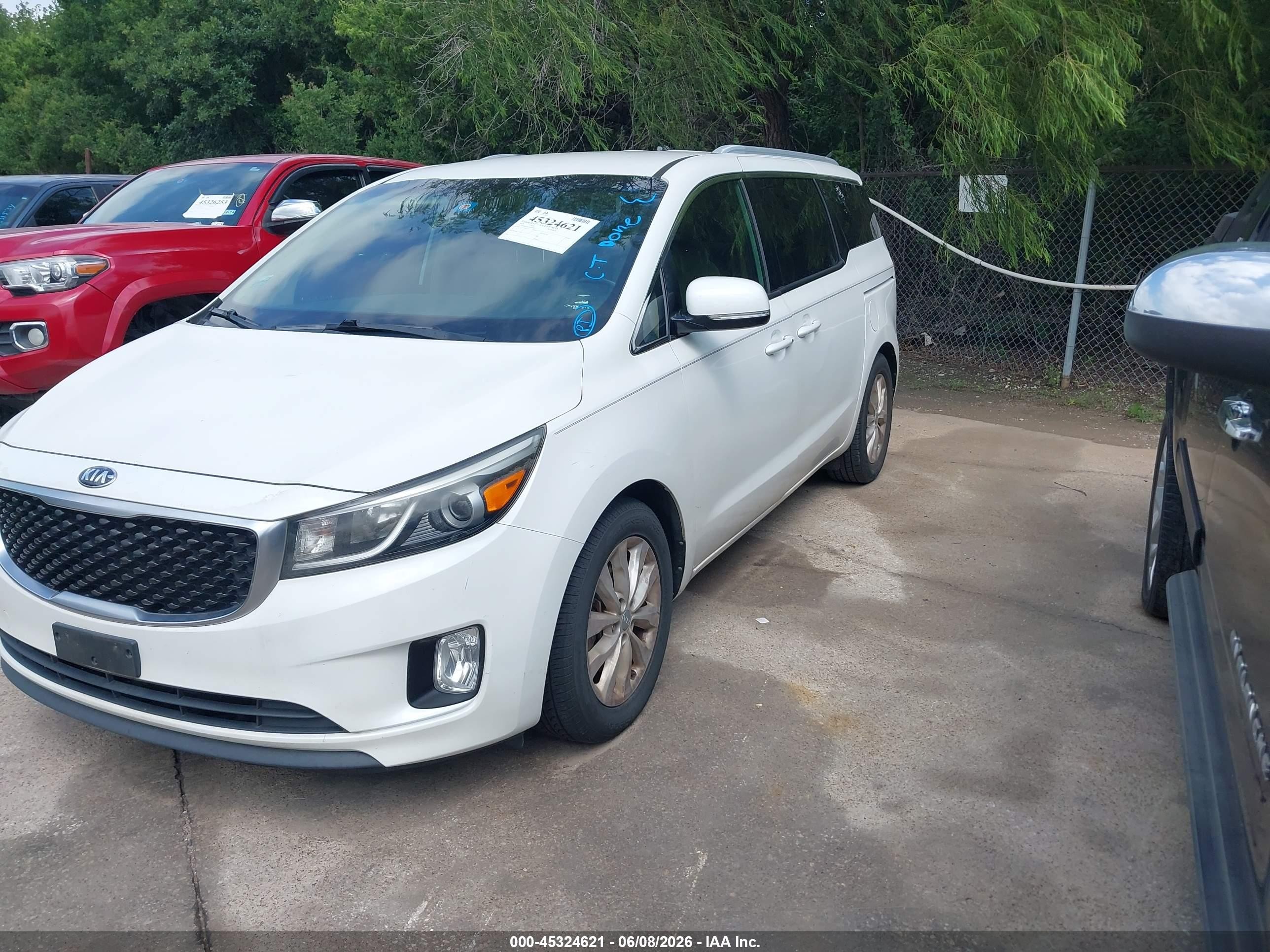 2015 Kia Sedona Ex White vin: KNDMC5C15F6048853