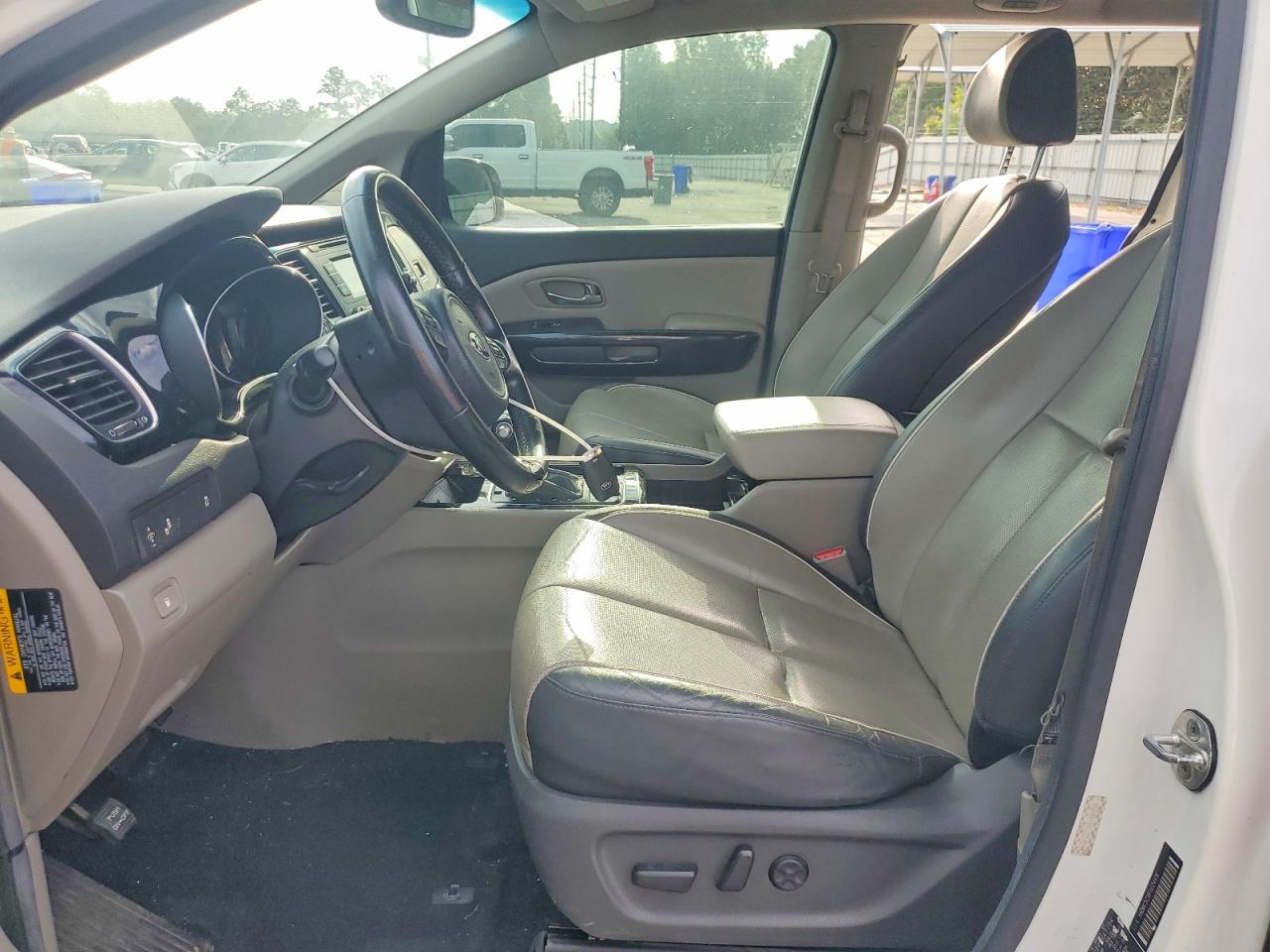 2015 Kia Sedona Ex Белый vin: KNDMC5C16F6024416