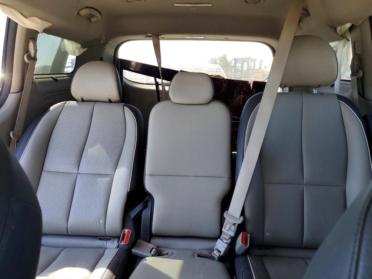2015 Kia Sedona Ex Burgundy vin: KNDMC5C16F6045864