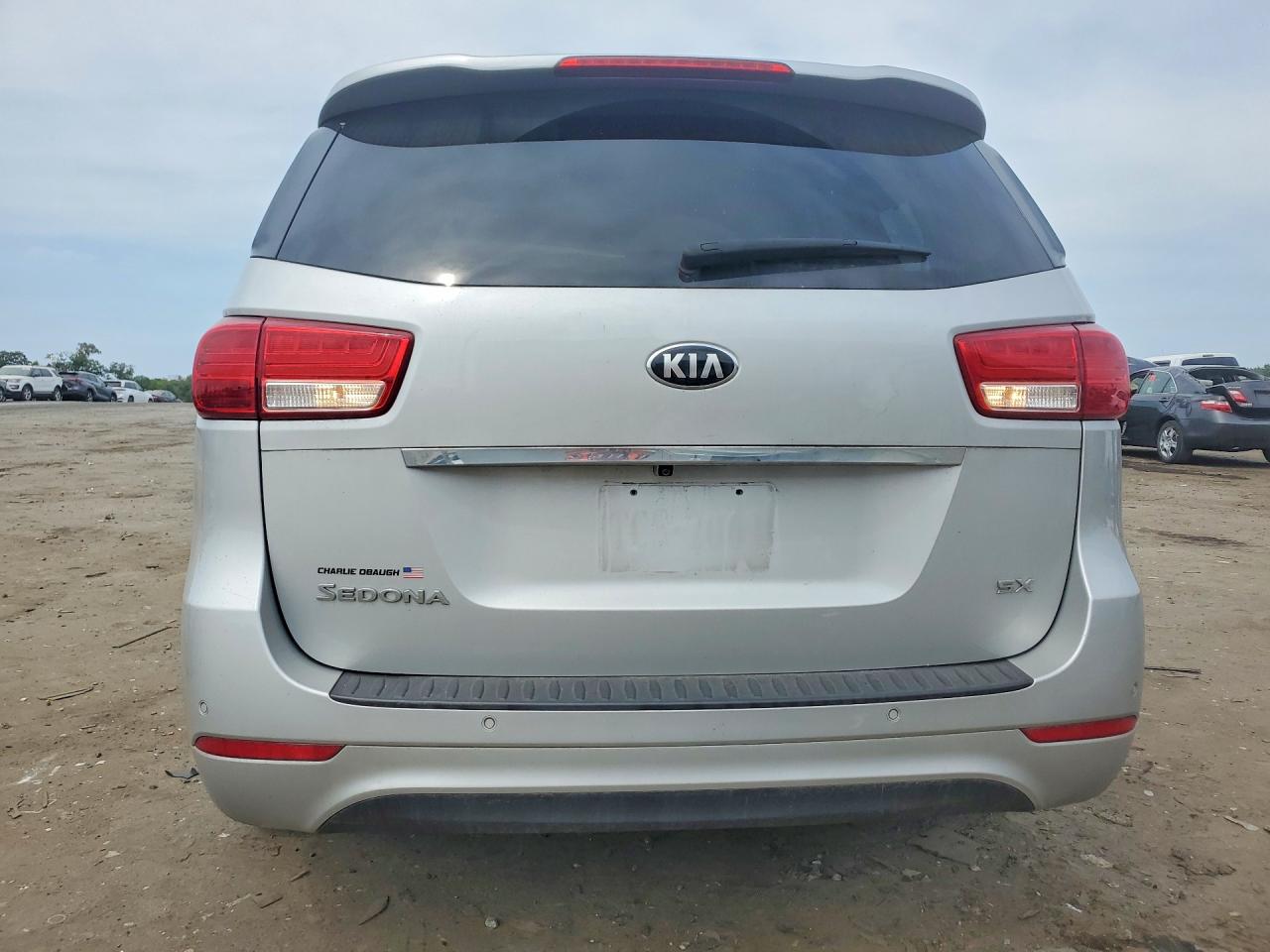 2018 Kia Sedona Sx Silver vin: KNDMC5C17J6352310