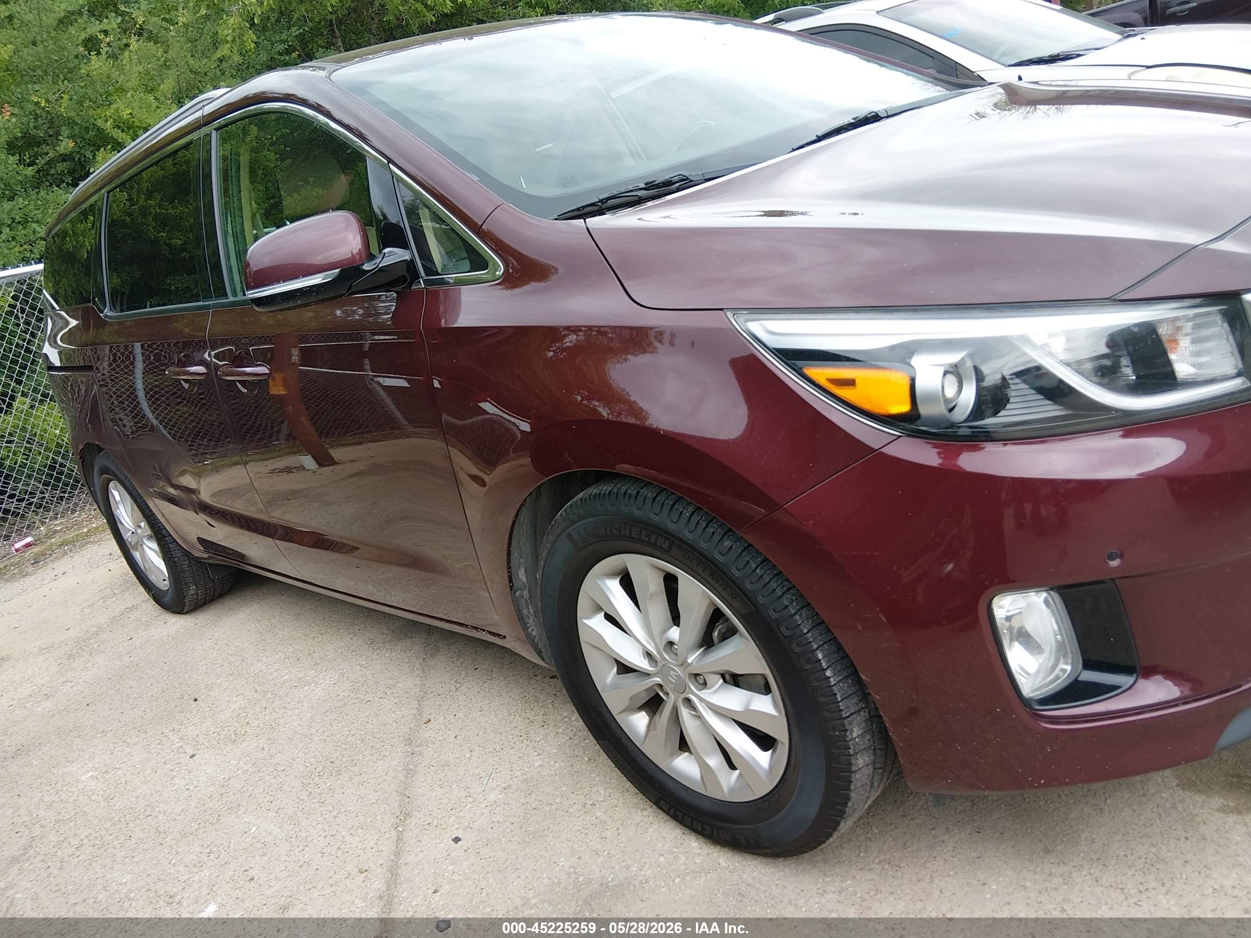 2018 Kia Sedona Ex Burgundy vin: KNDMC5C17J6376719