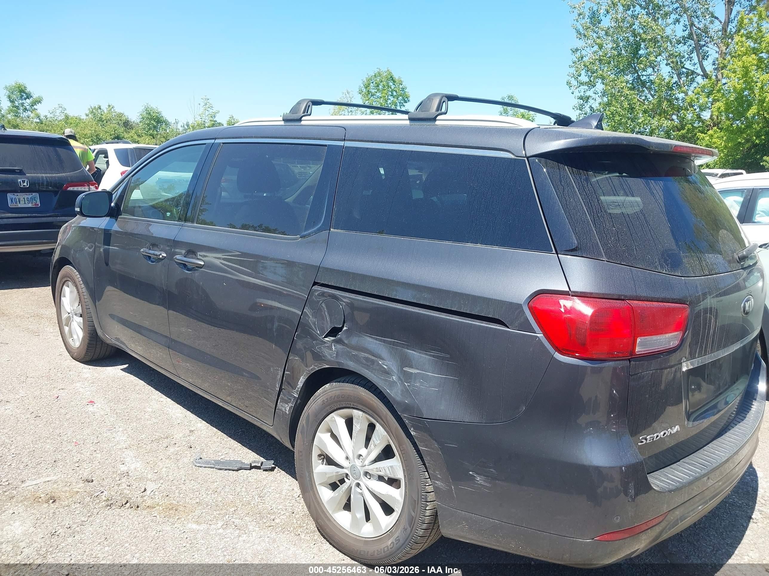 2015 Kia Sedona Ex Gray vin: KNDMC5C19F6027598
