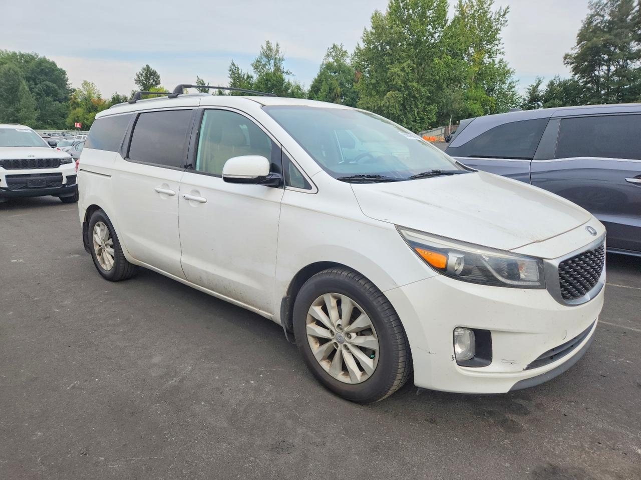 2015 Kia Sedona Ex White vin: KNDMC5C19F6045146